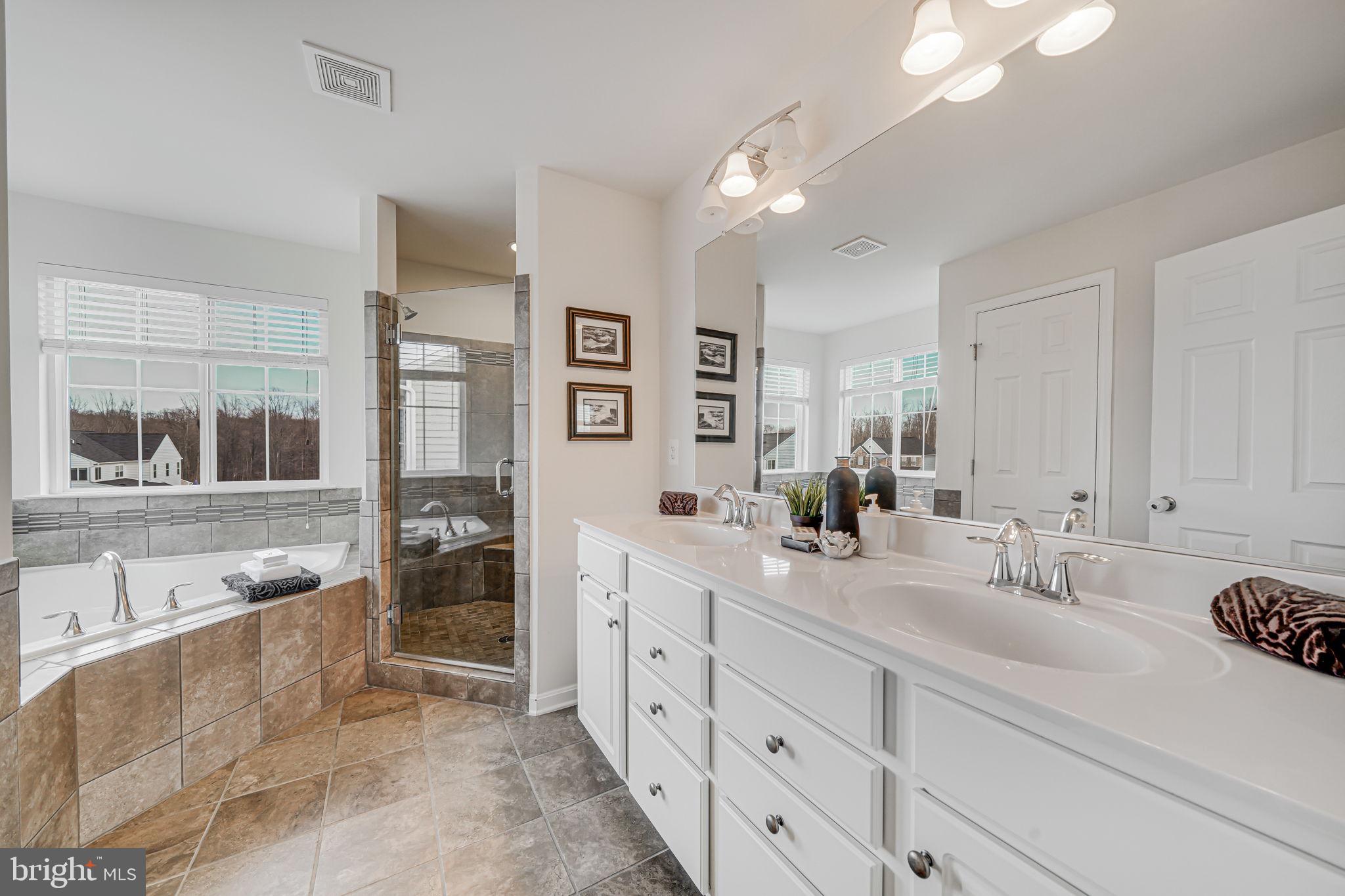 EAGLES POINTE WEST - Residential