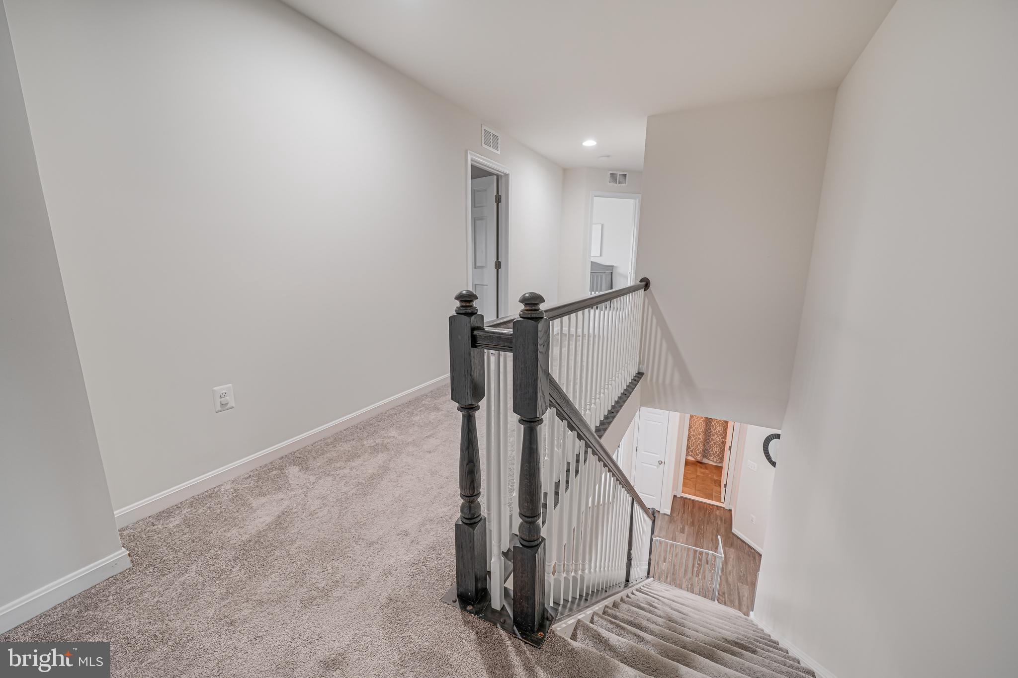 EAGLES POINTE WEST - Residential