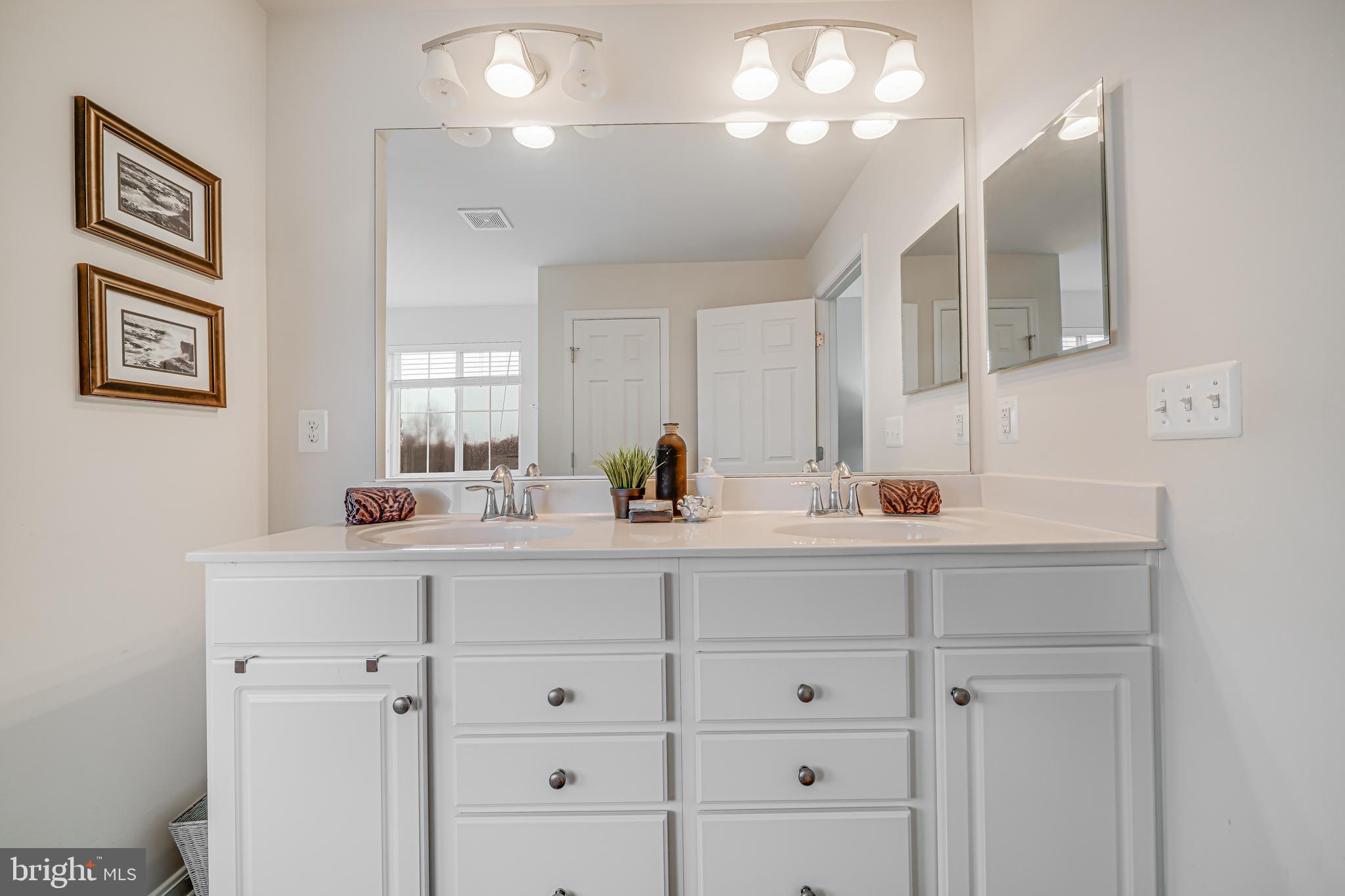 EAGLES POINTE WEST - Residential