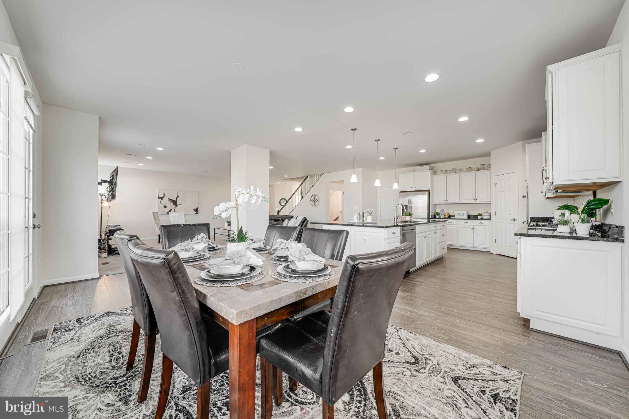 EAGLES POINTE WEST - Residential