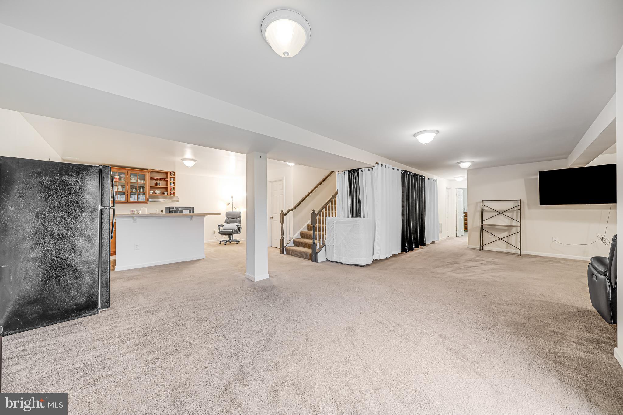 EAGLES POINTE WEST - Residential