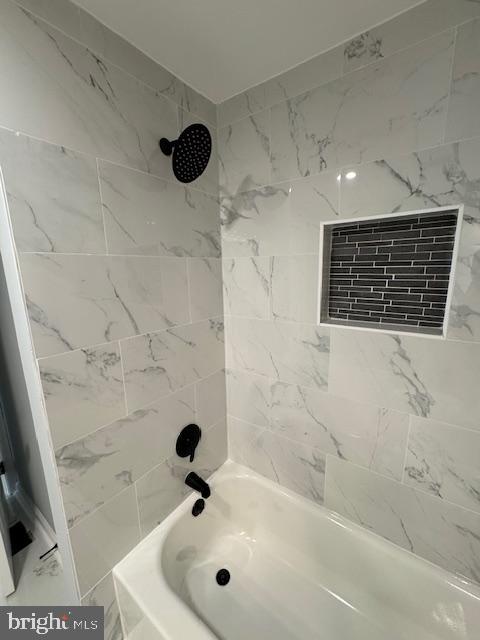 WESTHAMPTON TOWNHOUSES P - Residential