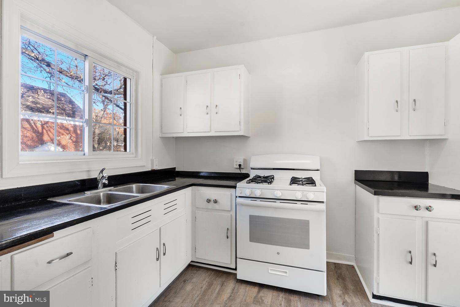 PARKFAIRFAX - Residential