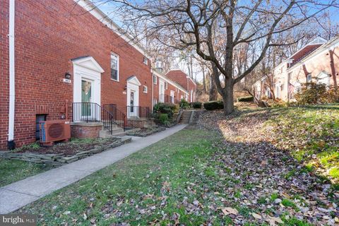 3618 GUNSTON ROAD ALEXANDRIA VA 22302