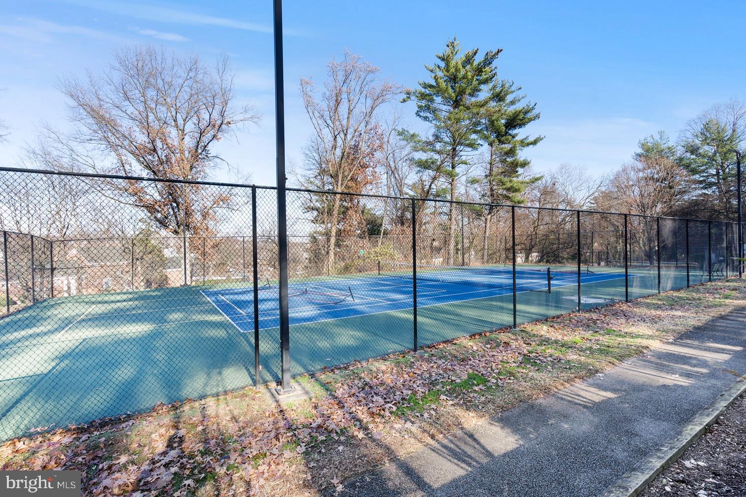 PARKFAIRFAX - Residential