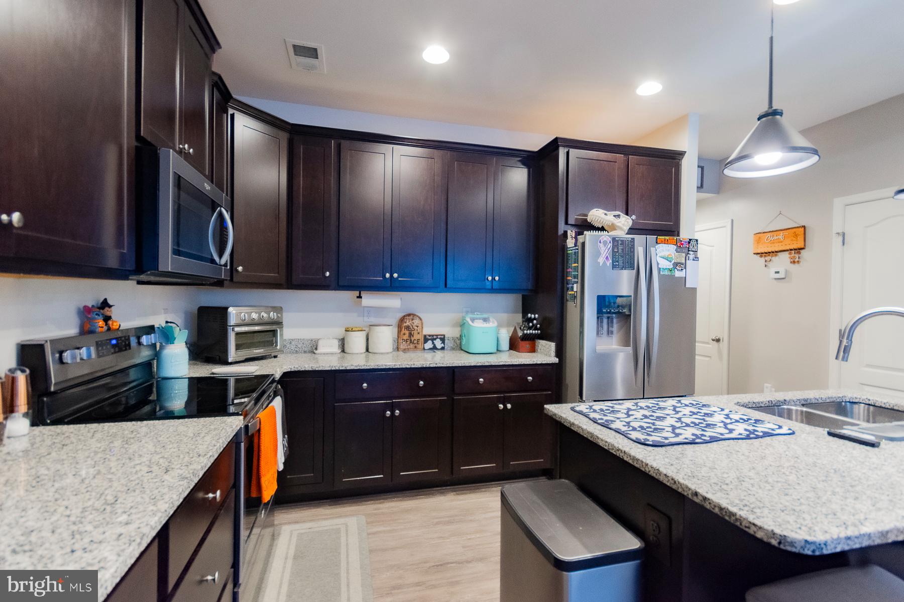 MCCAULEY CROSSING - Residential