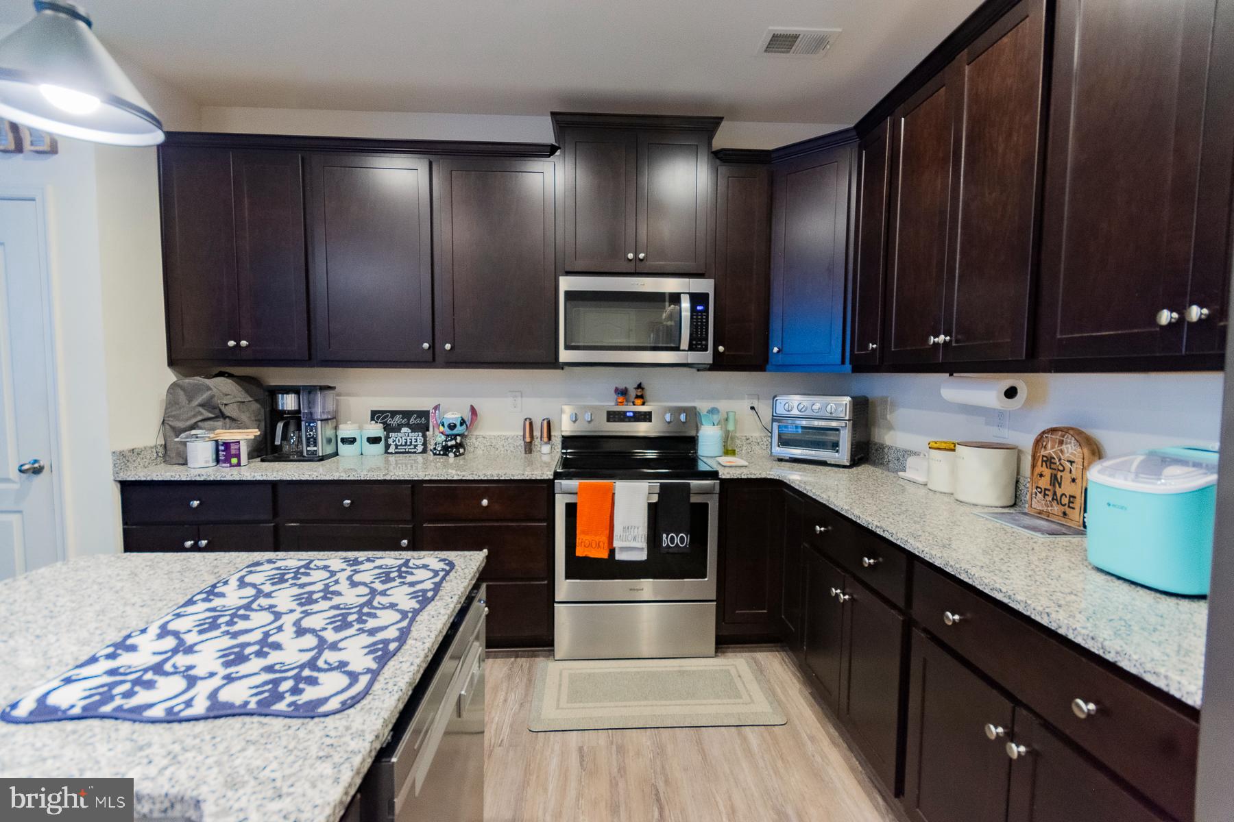 MCCAULEY CROSSING - Residential