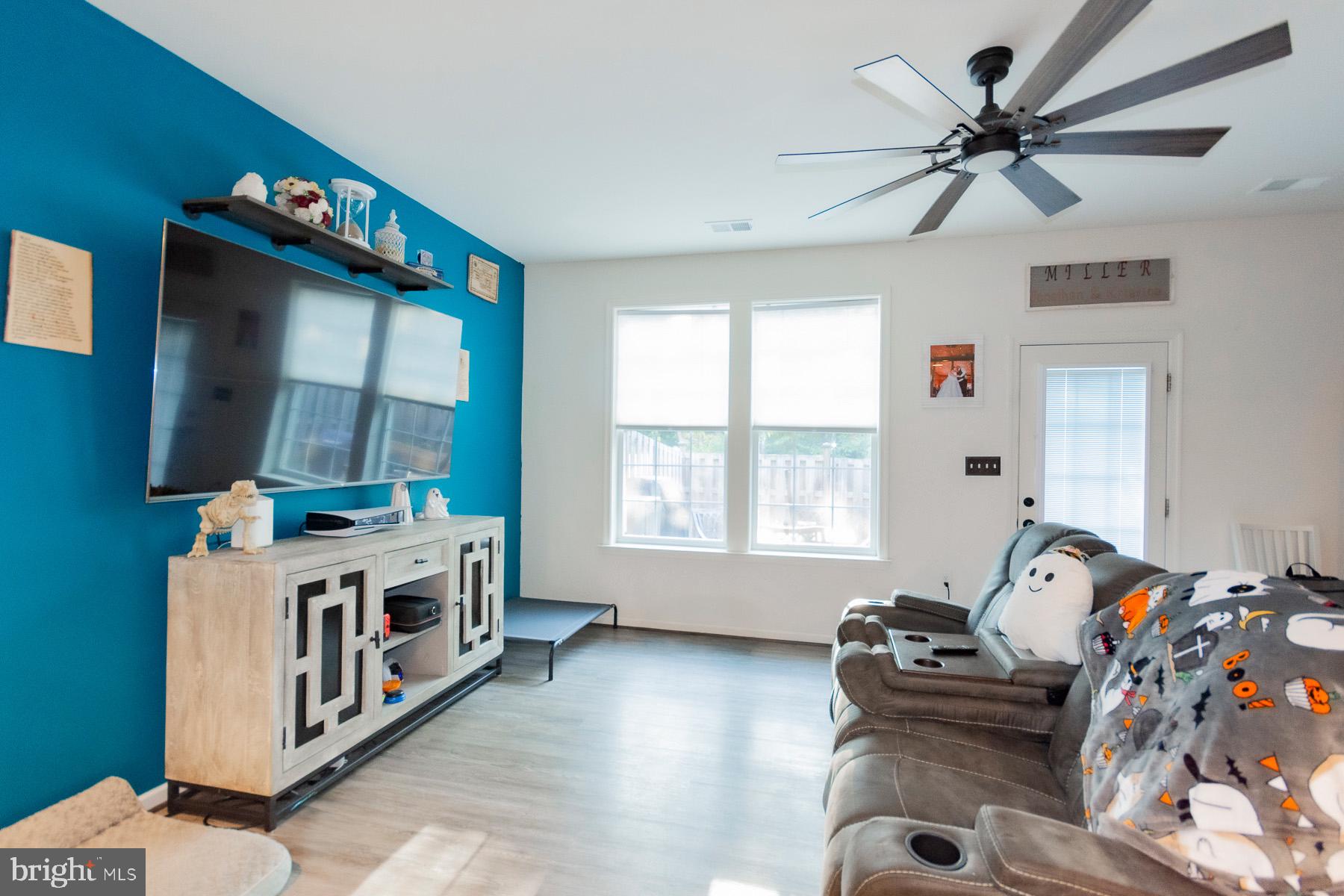 MCCAULEY CROSSING - Residential