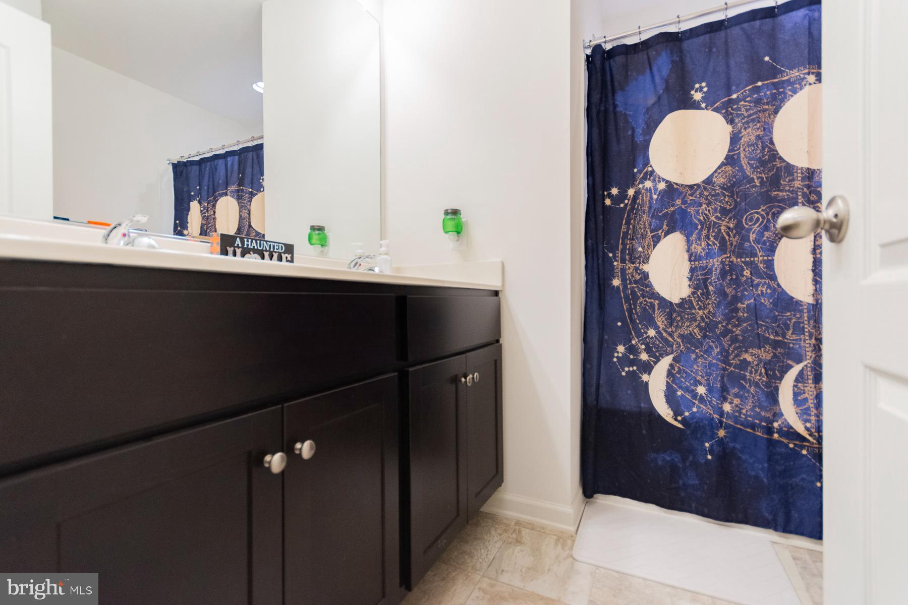 MCCAULEY CROSSING - Residential