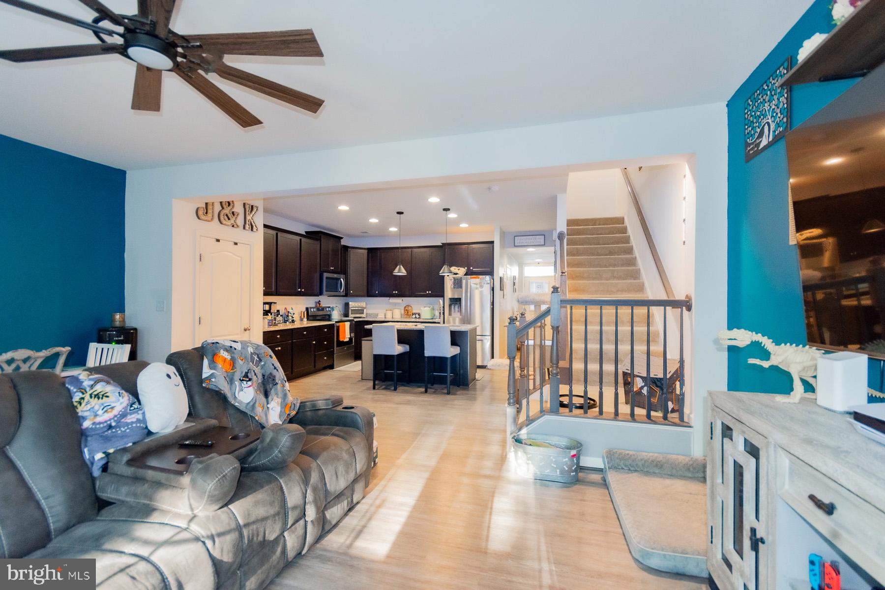 MCCAULEY CROSSING - Residential