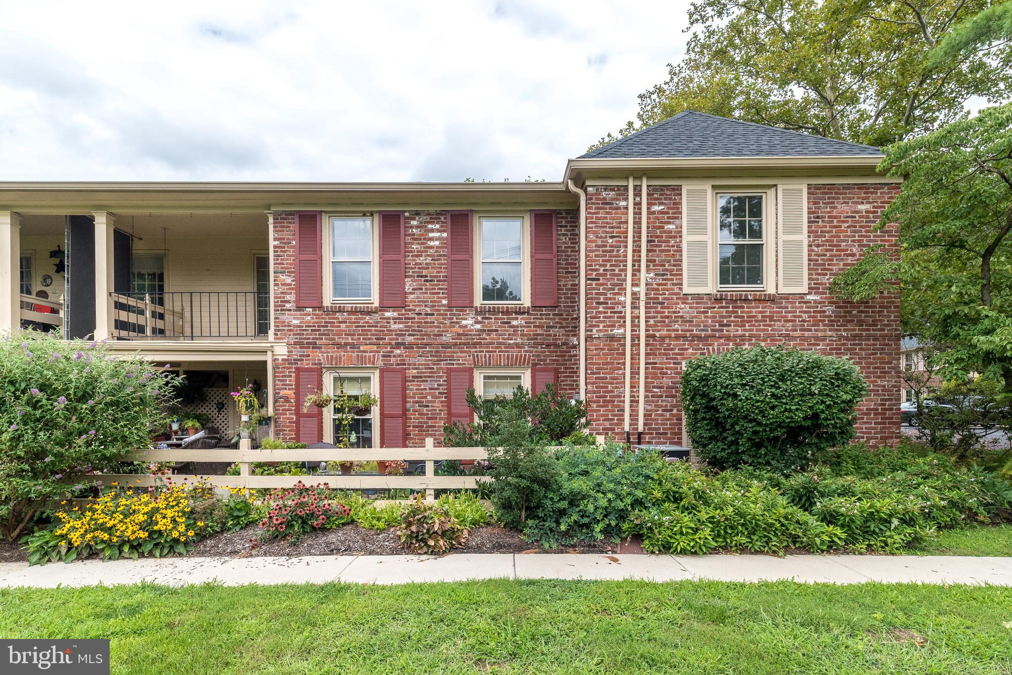 115 MACKLENBURG DRIVE L 20G