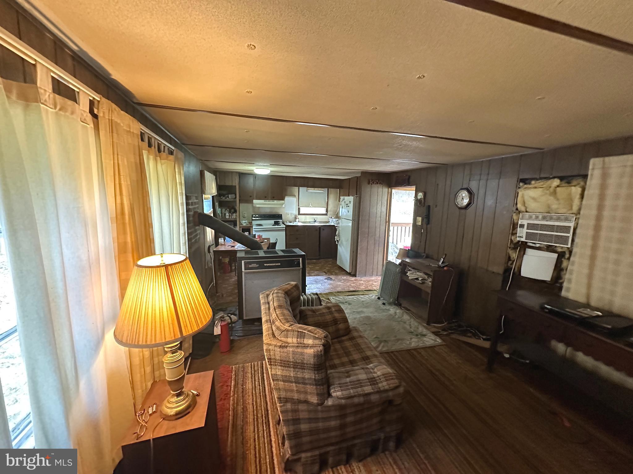 NONE-UNRESTRICTED - Residential