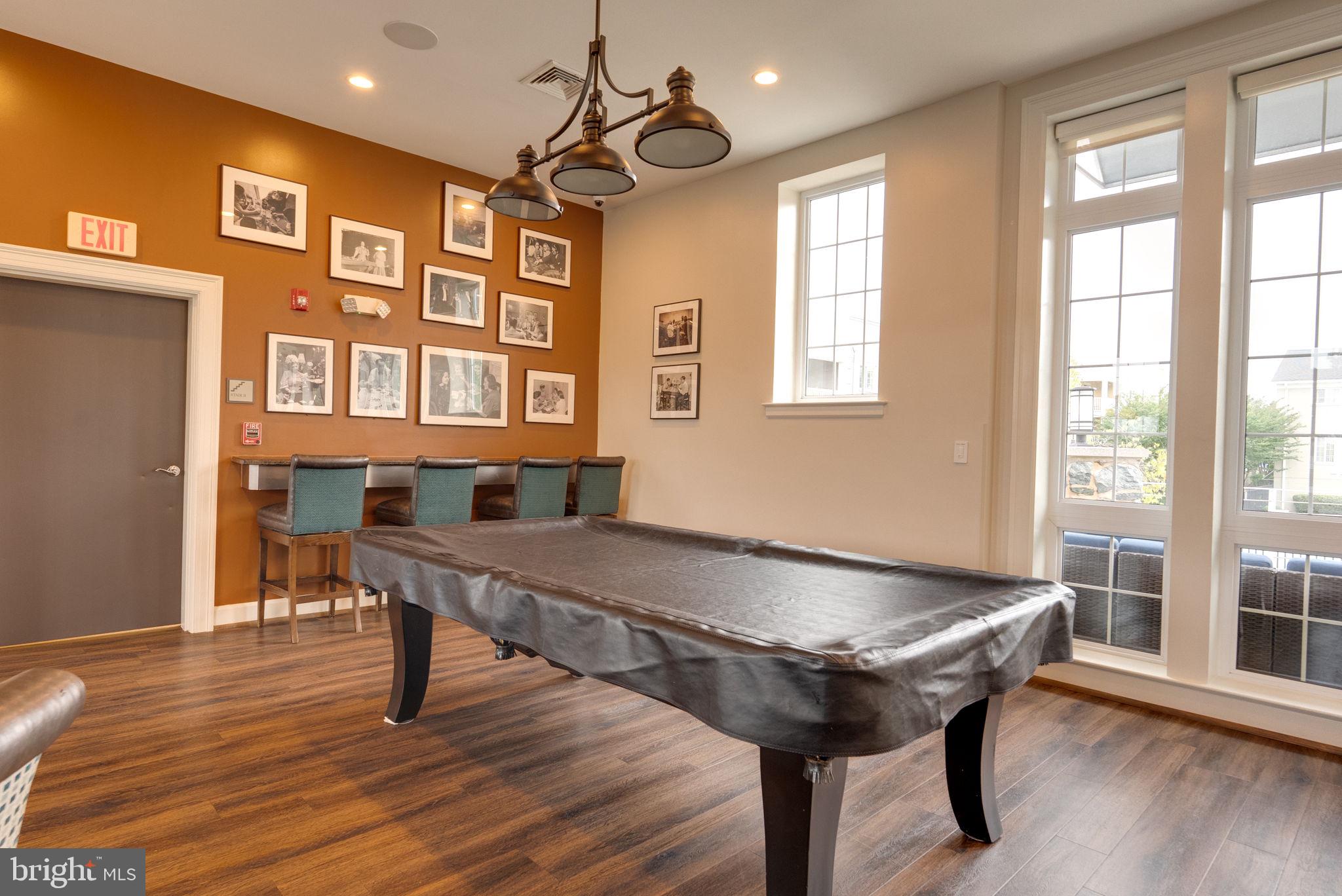 WEST VILLAGE OF SHIRLINGTON - Residential