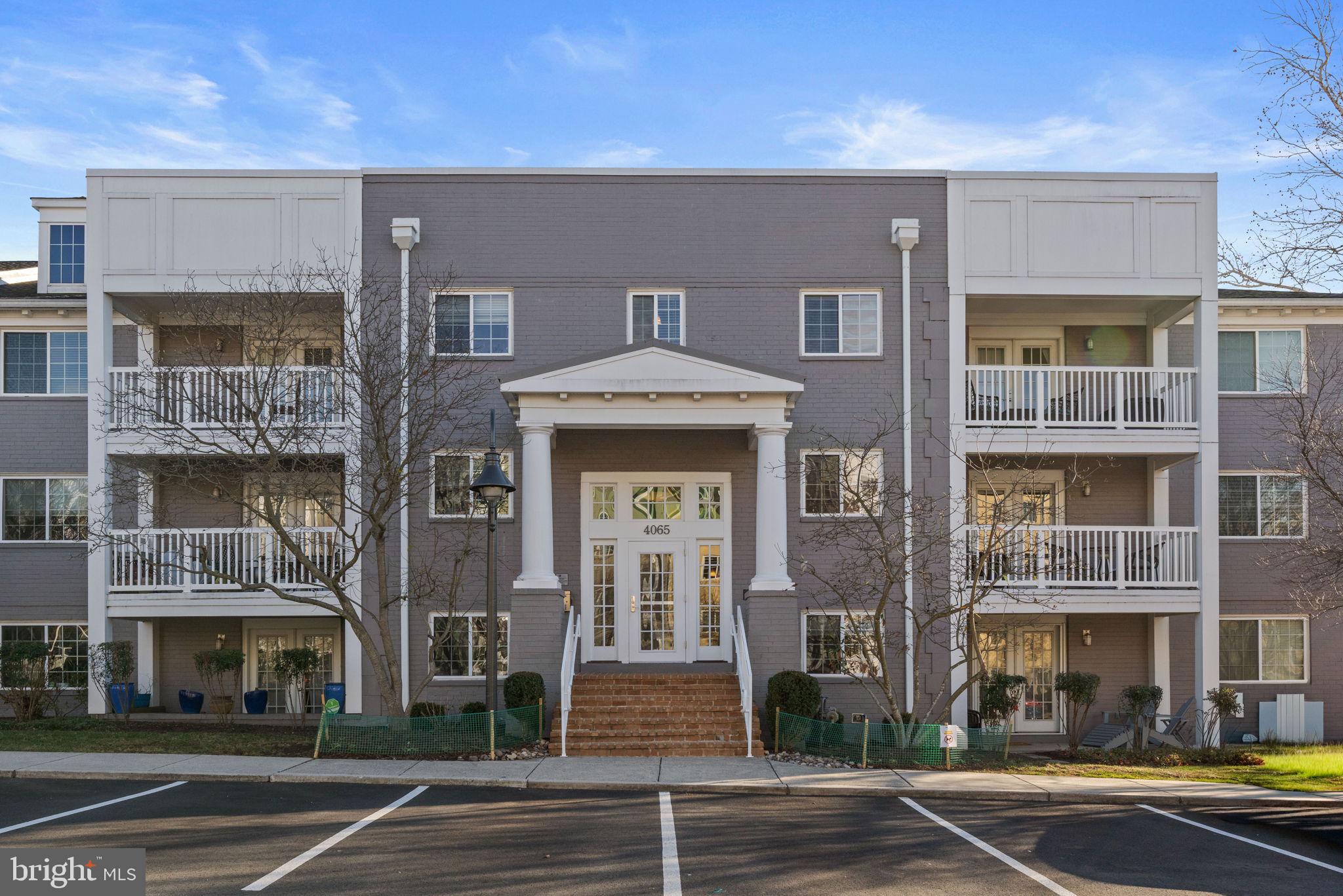 WEST VILLAGE OF SHIRLINGTON - Residential