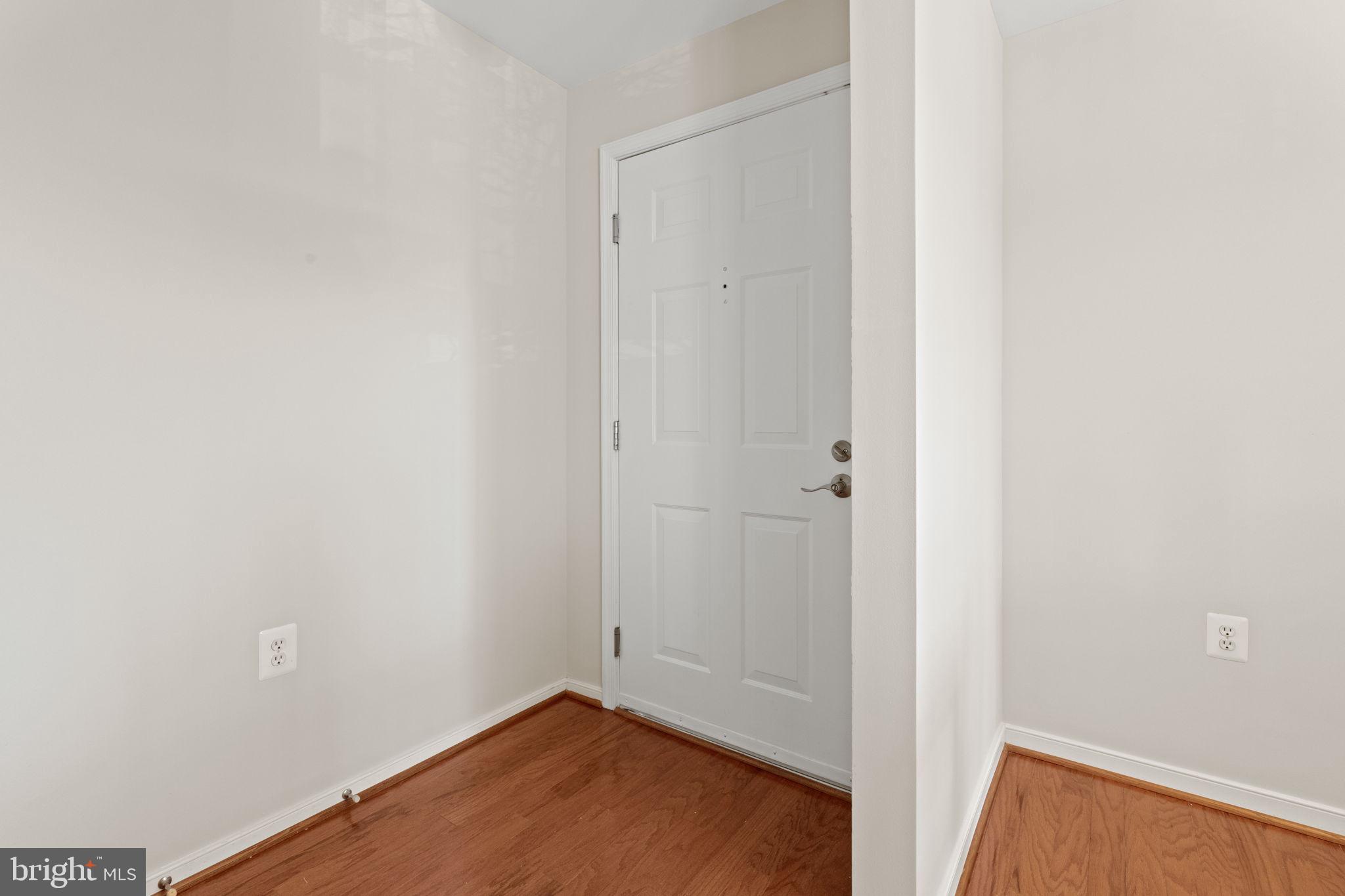 WEST VILLAGE OF SHIRLINGTON - Residential