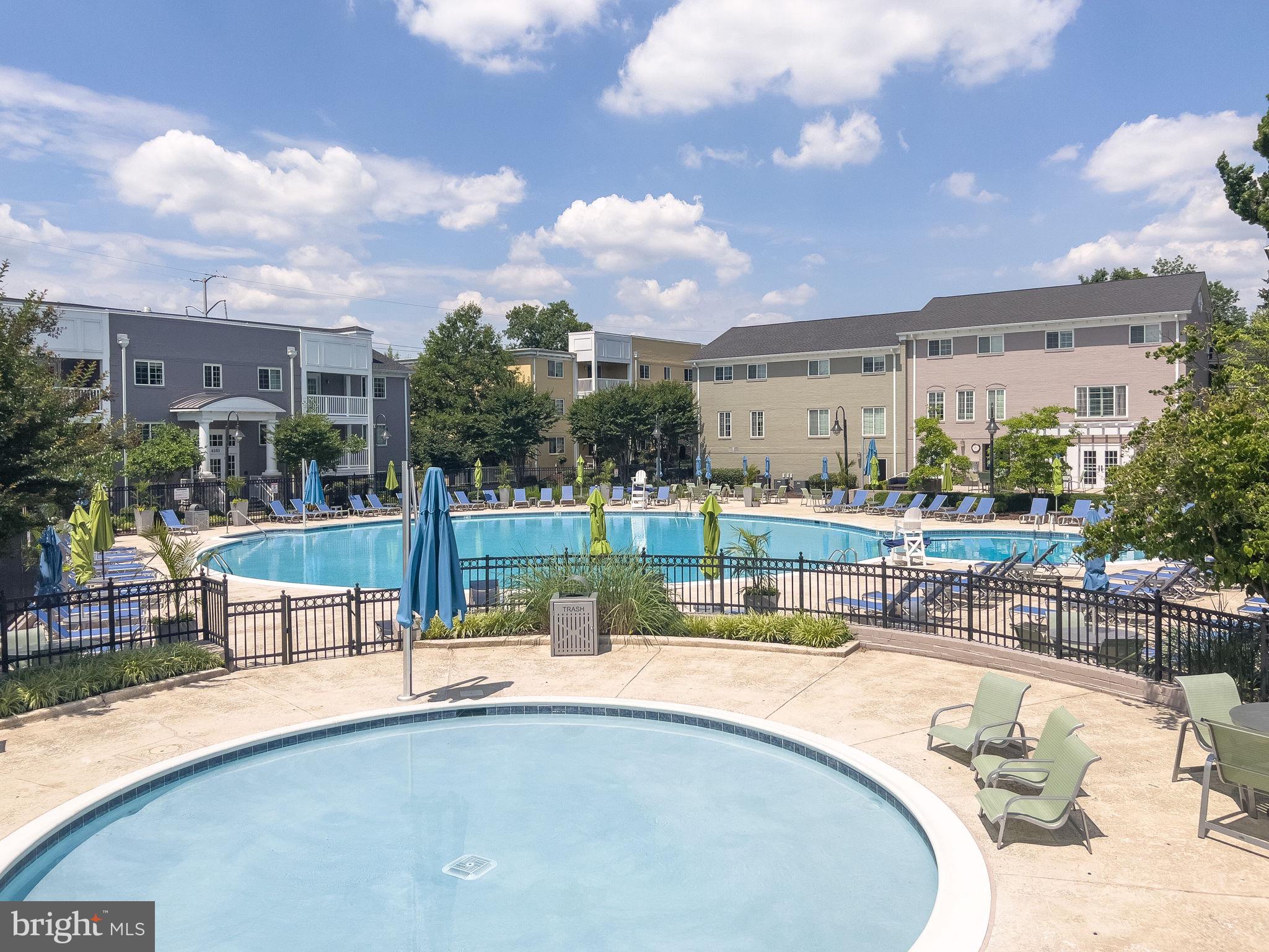 WEST VILLAGE OF SHIRLINGTON - Residential