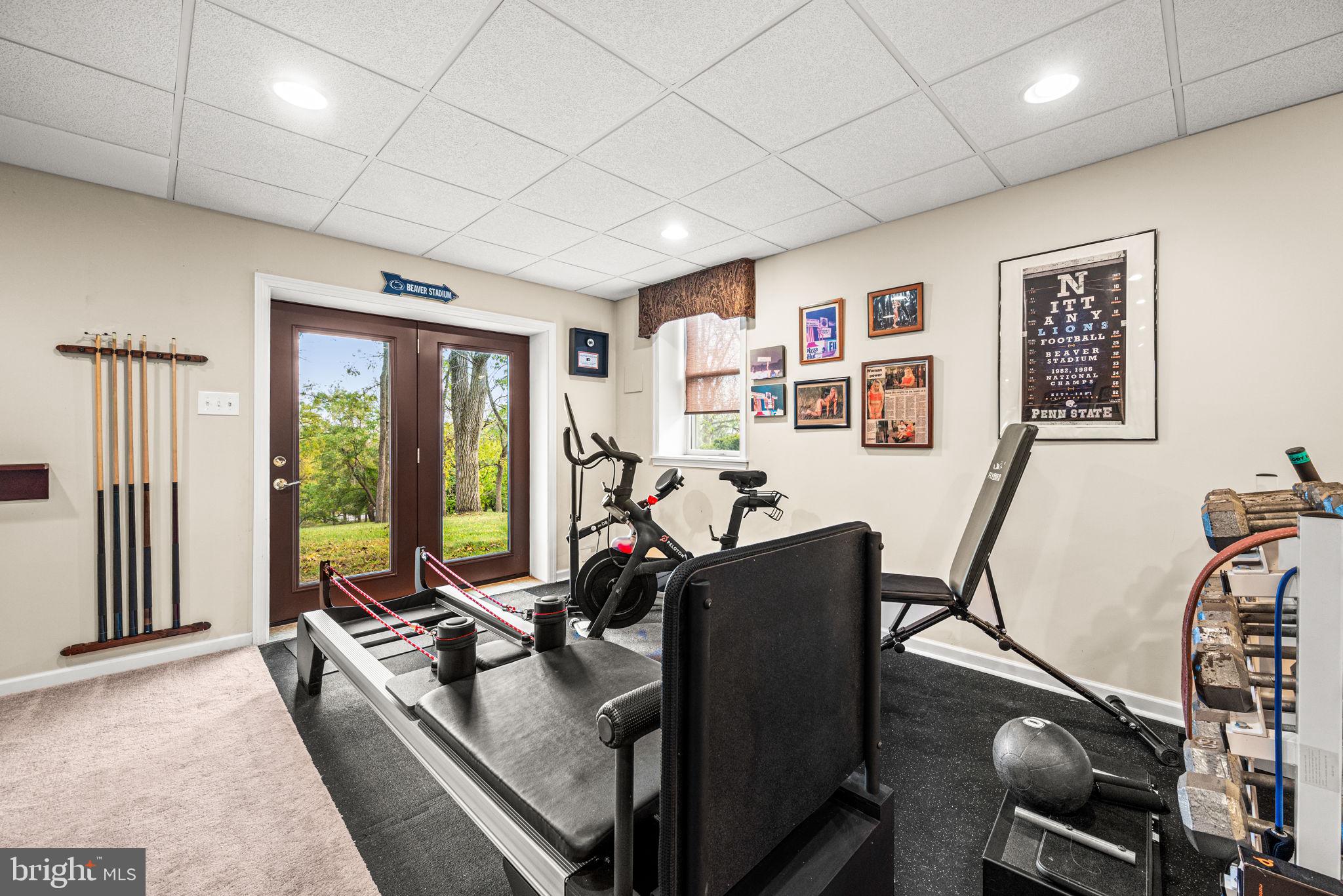 PROVIDENCE OAKS - Residential