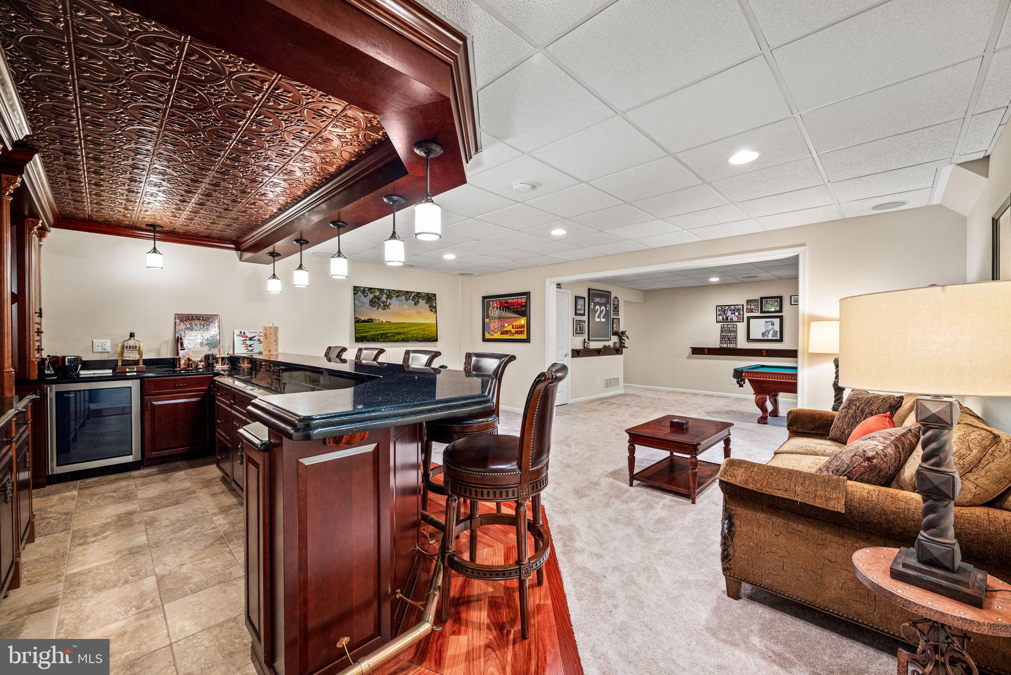 PROVIDENCE OAKS - Residential