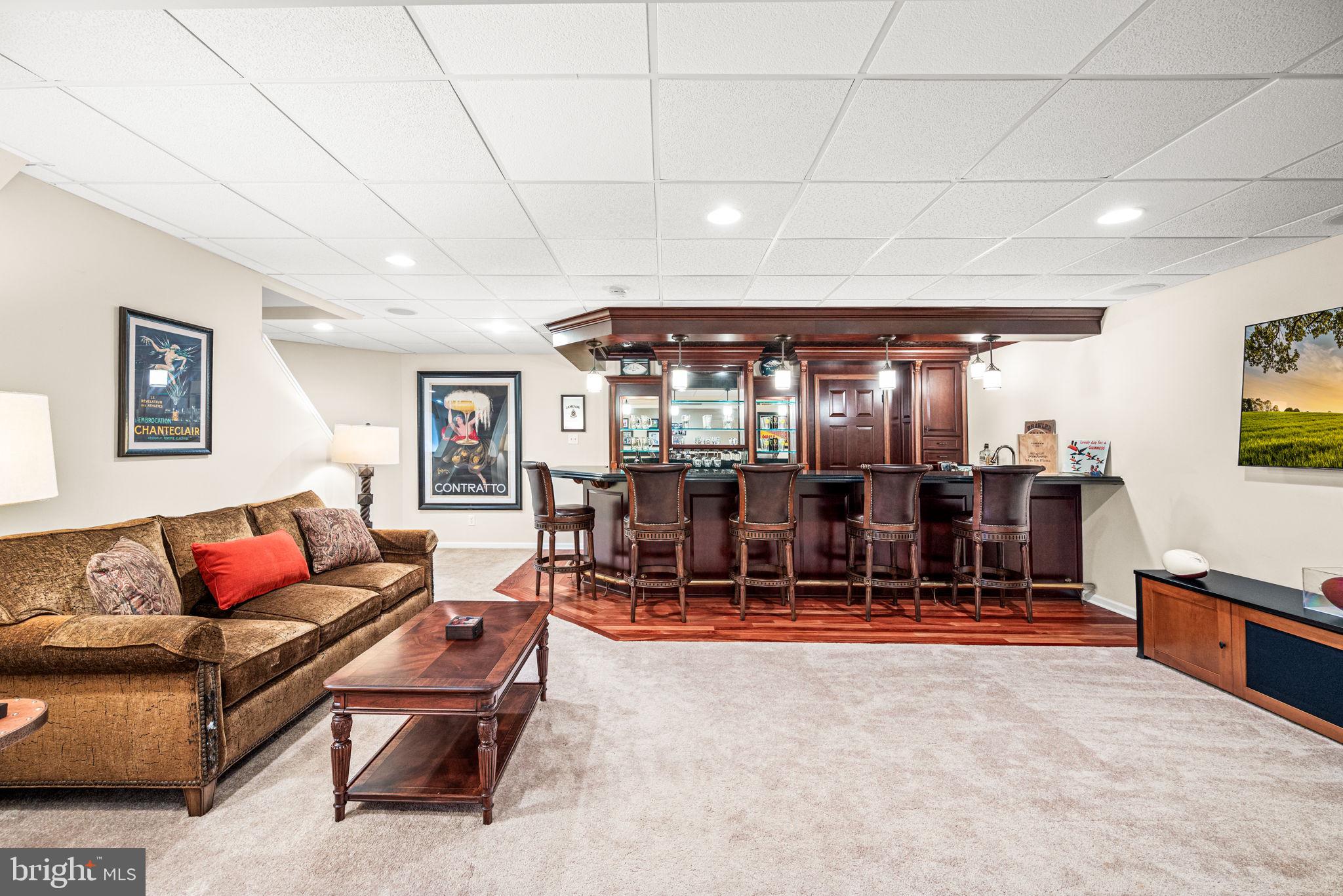 PROVIDENCE OAKS - Residential