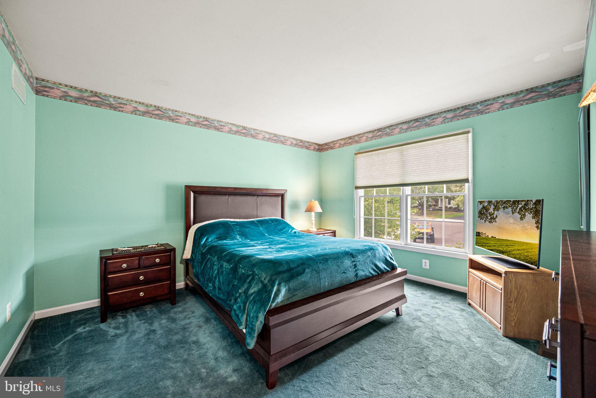 PROVIDENCE OAKS - Residential