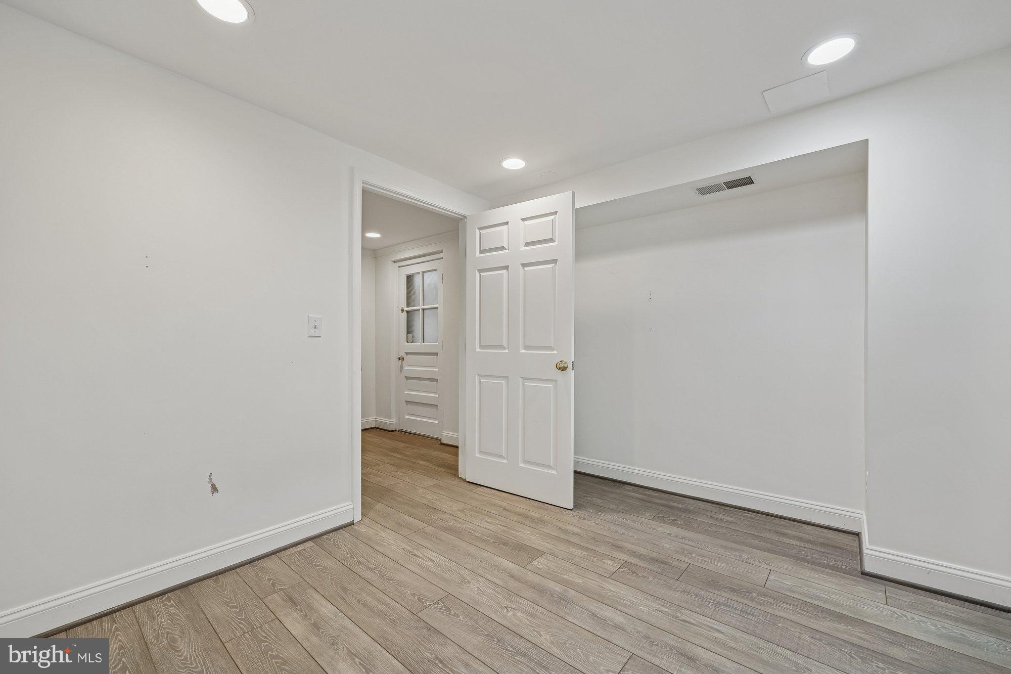 PARKWOOD - Residential