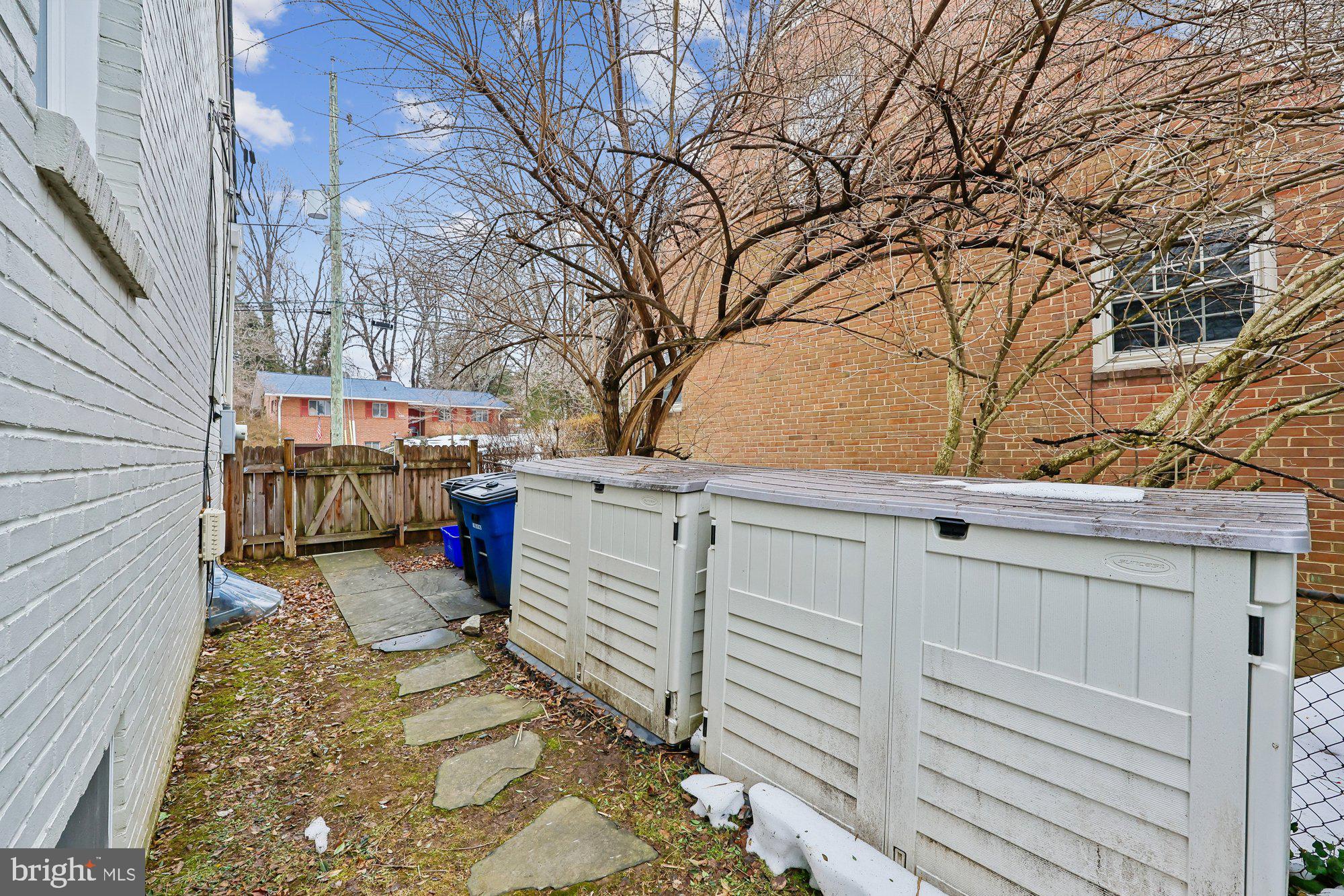 PARKWOOD - Residential