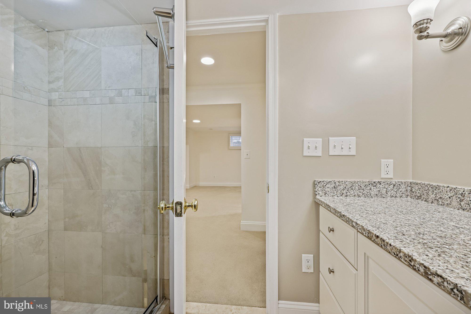 PARKWOOD - Residential