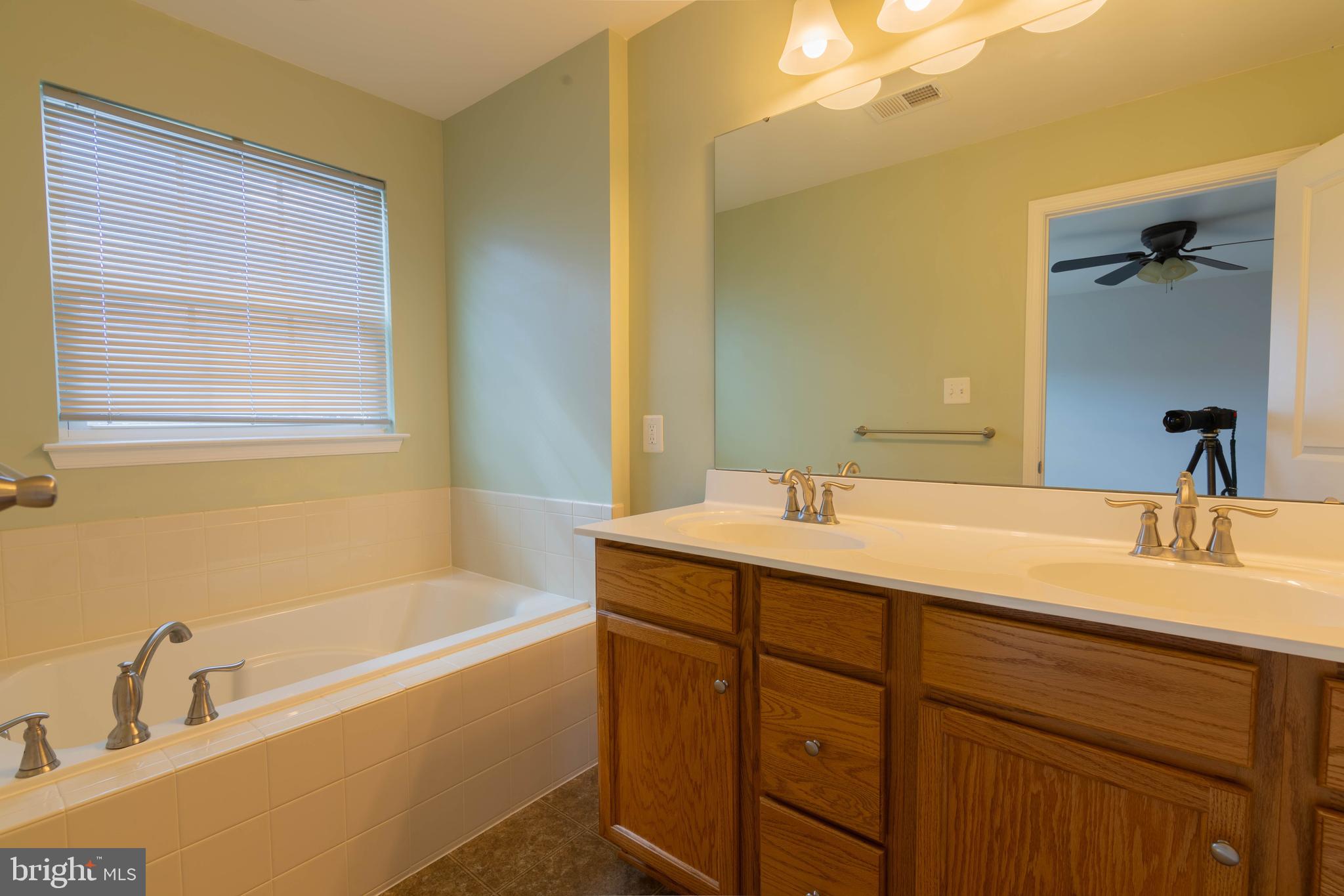 LINTON AT BALLENGER - Residential Lease