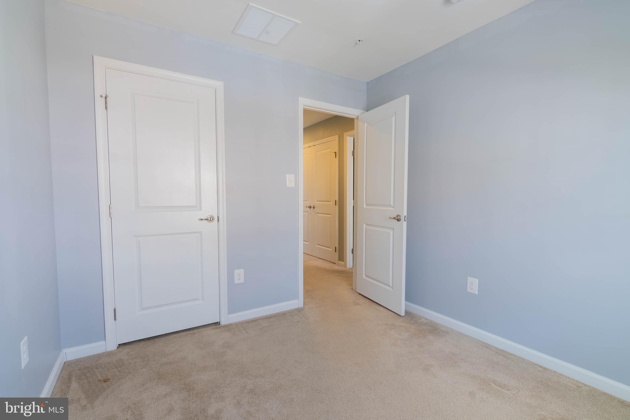 LINTON AT BALLENGER - Residential Lease