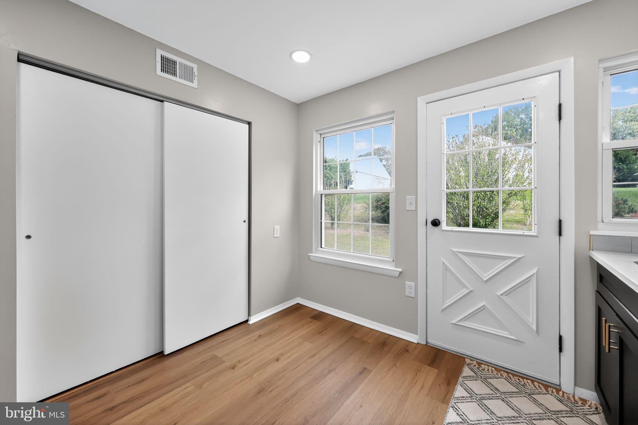 LEISURETOWNE - Residential