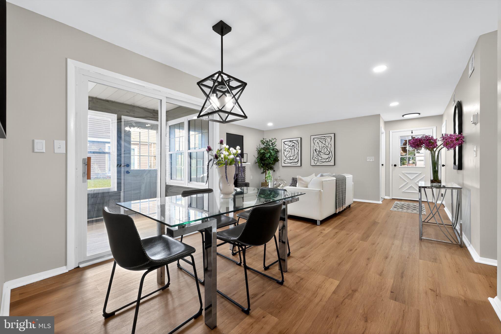 LEISURETOWNE - Residential