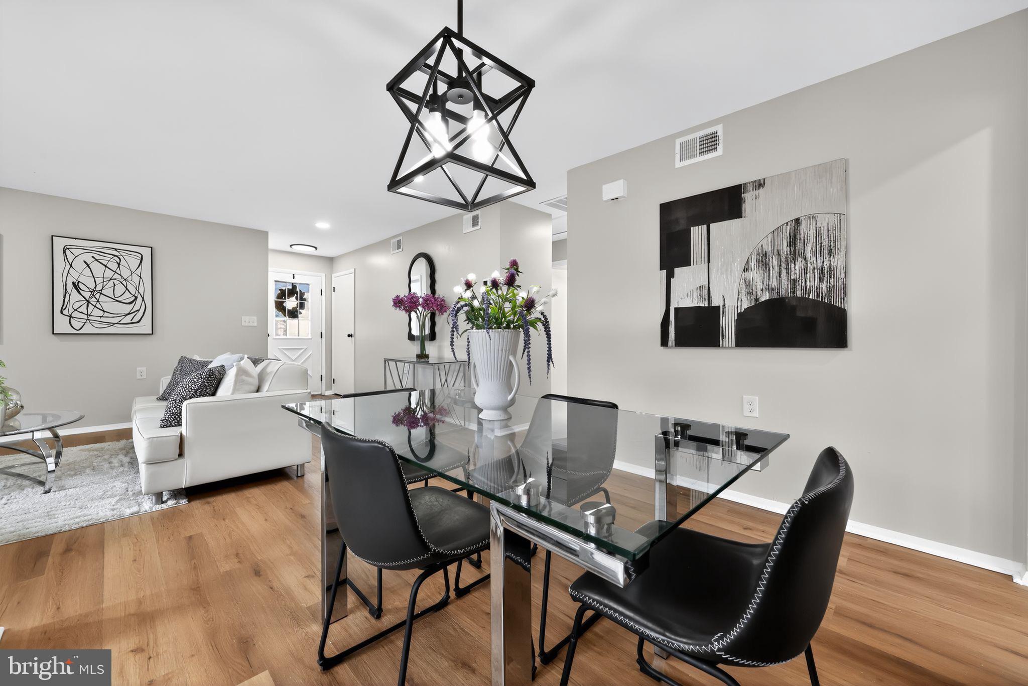 LEISURETOWNE - Residential