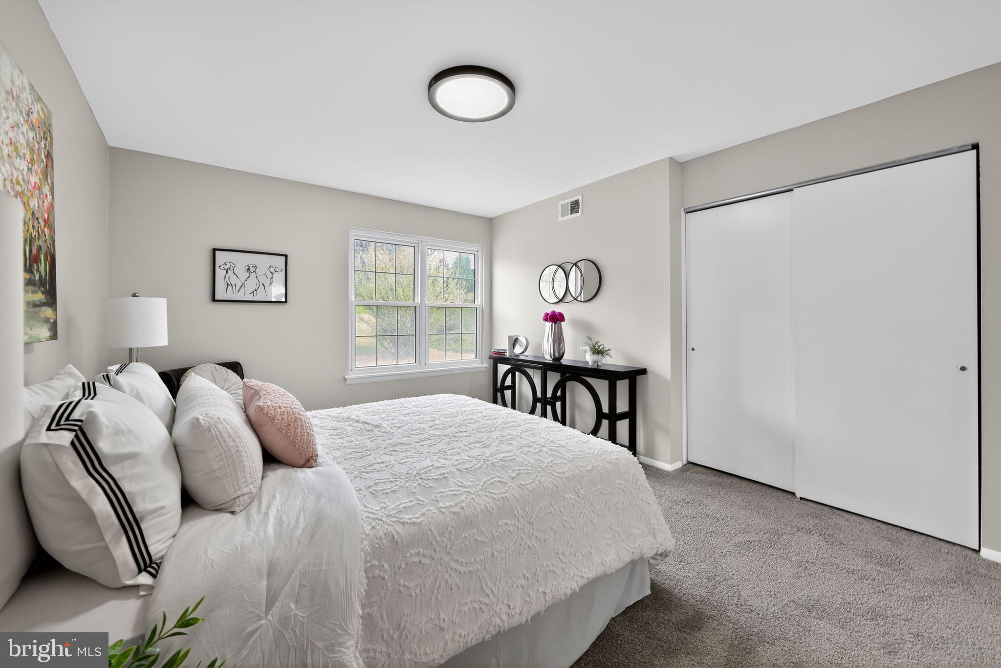 LEISURETOWNE - Residential