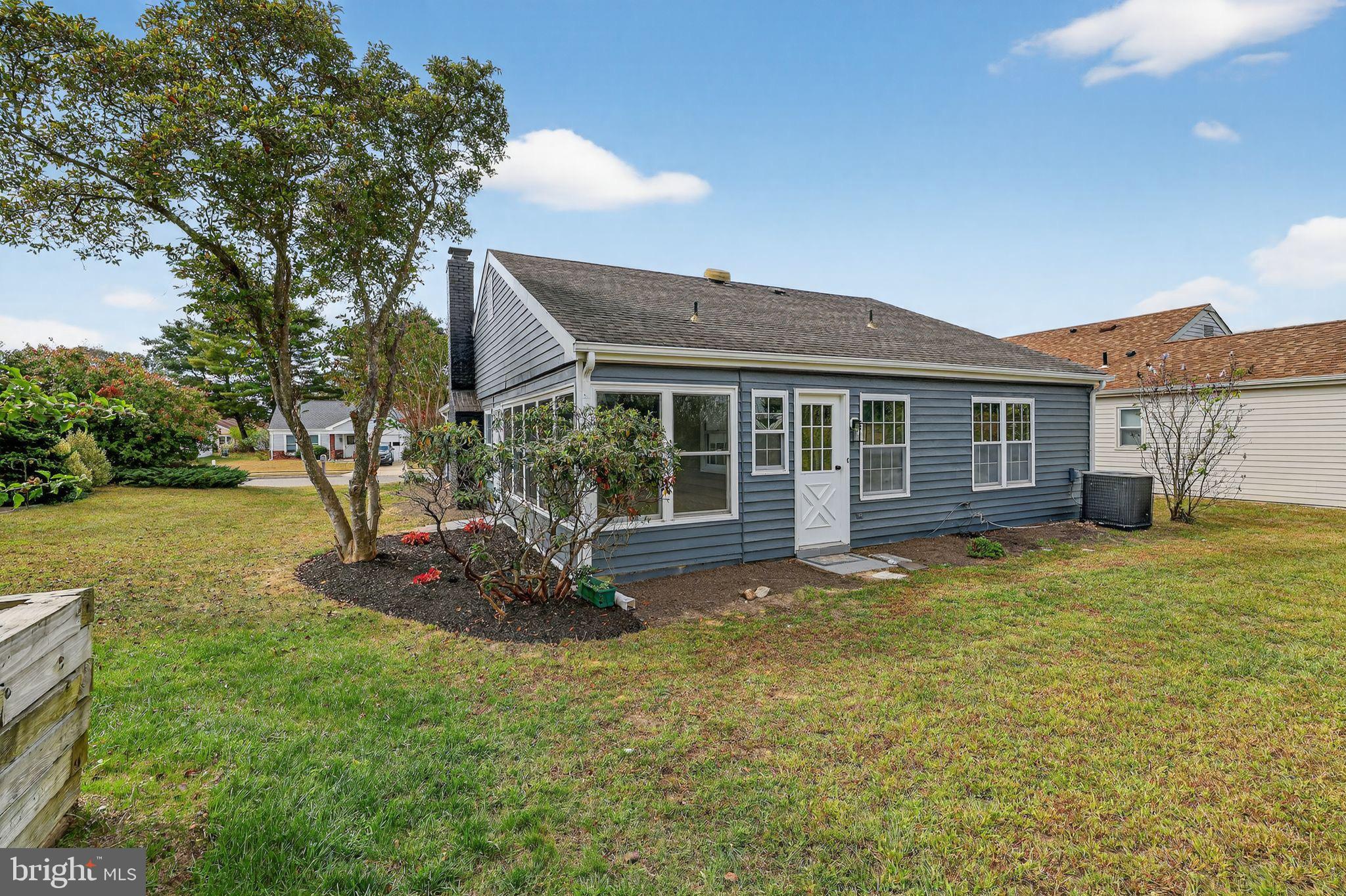 LEISURETOWNE - Residential