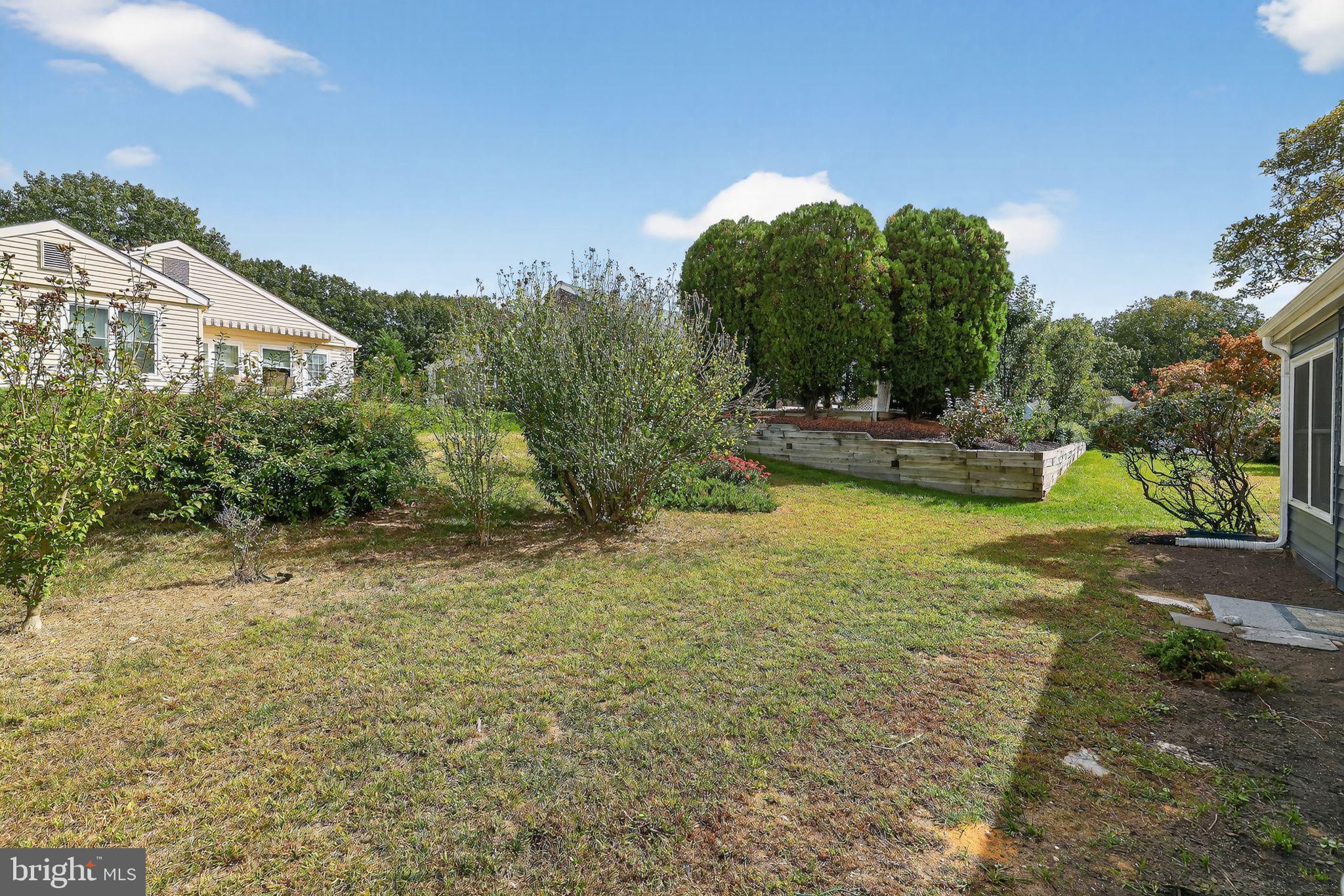 LEISURETOWNE - Residential