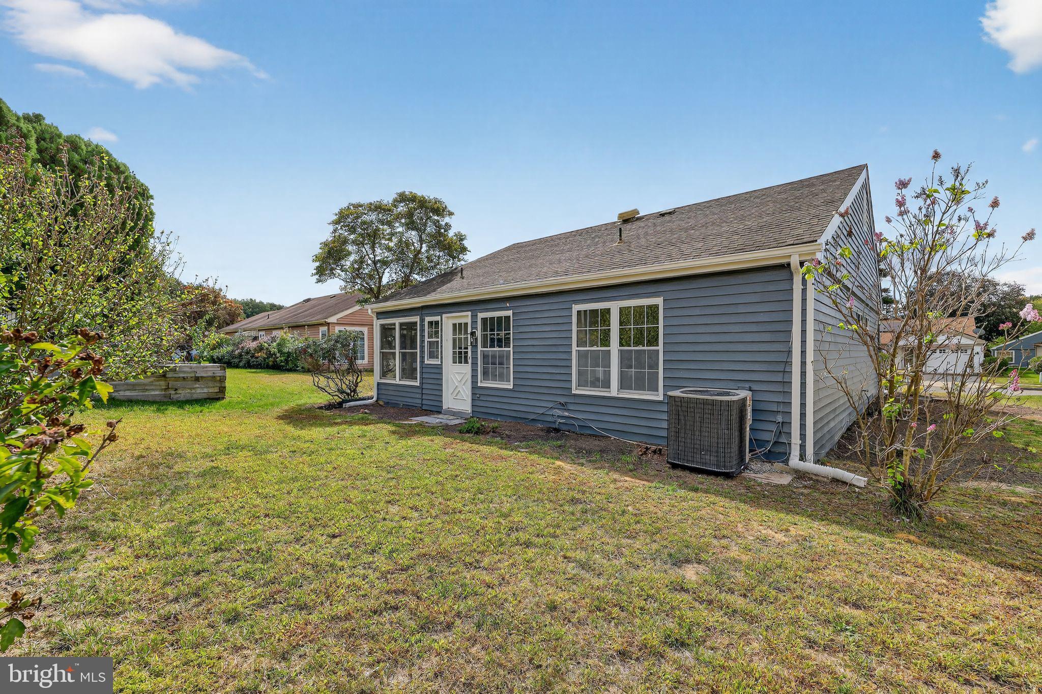 LEISURETOWNE - Residential