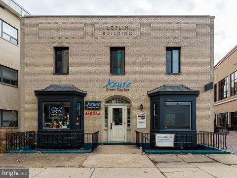 Photo of 2420 Wilson Boulevard #LOWER LEVEL, ARLINGTON, VA 22201 (MLS # VAAR2067040)