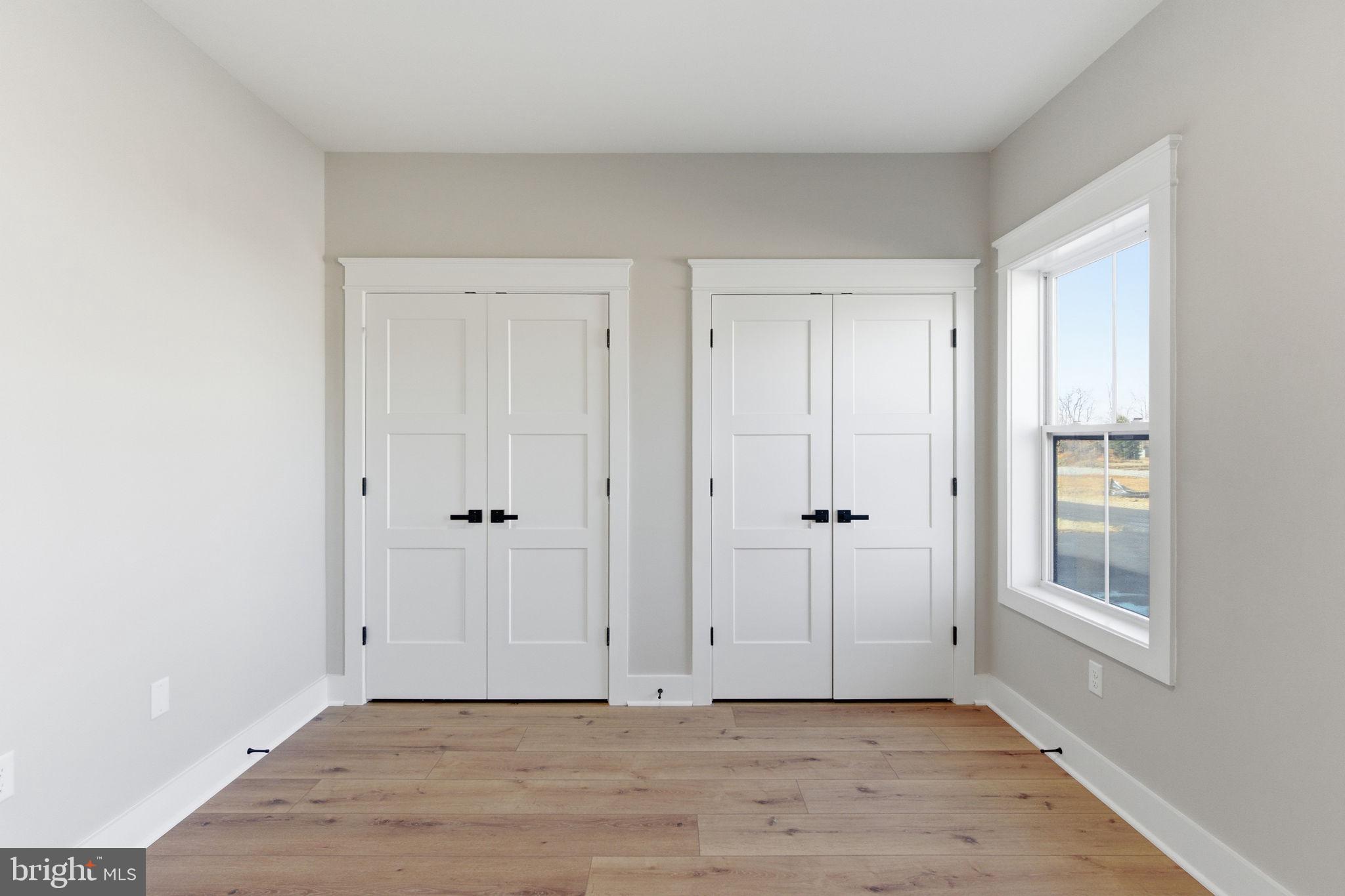 HALLMARK GLEN - Residential