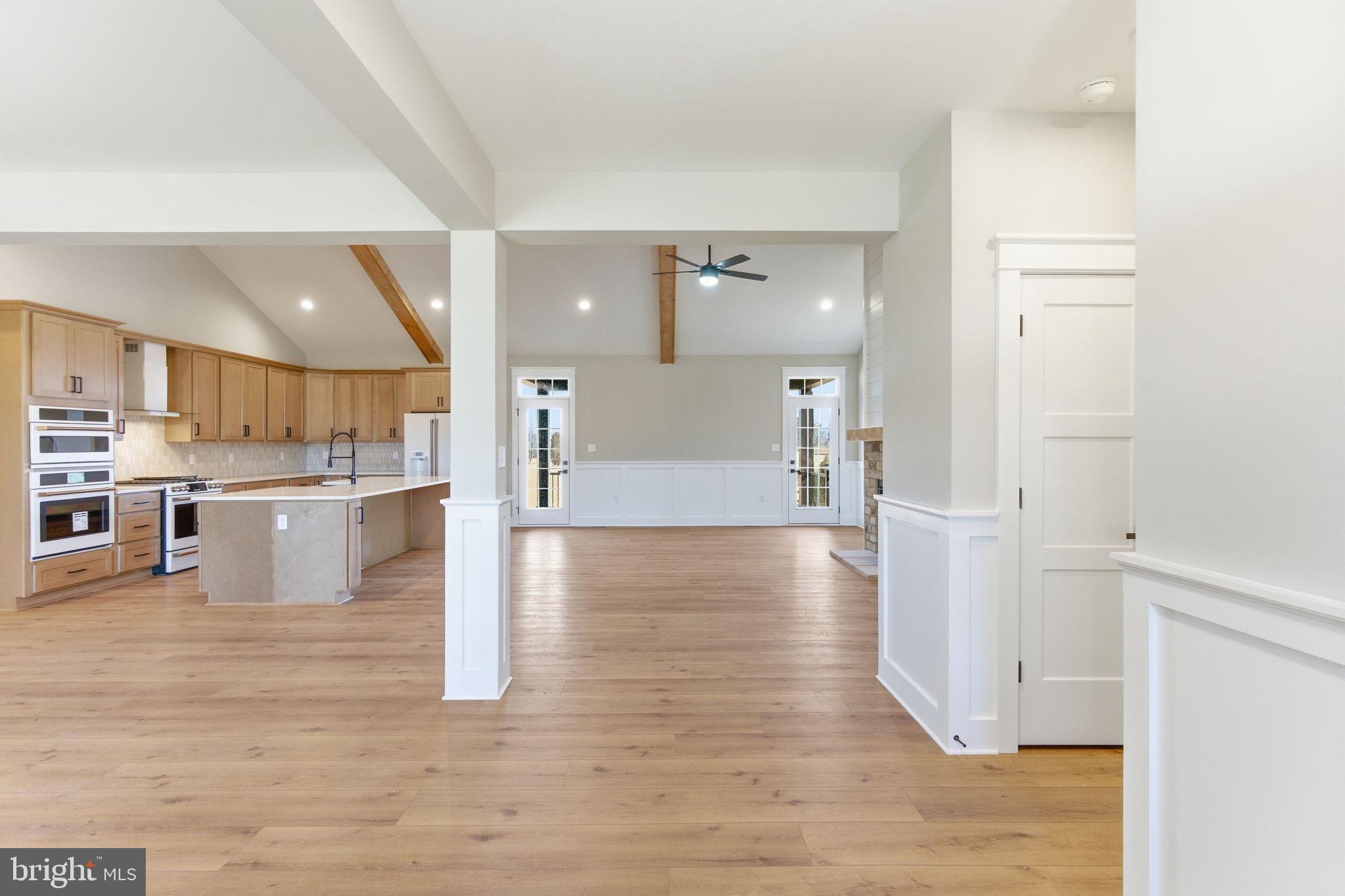 HALLMARK GLEN - Residential