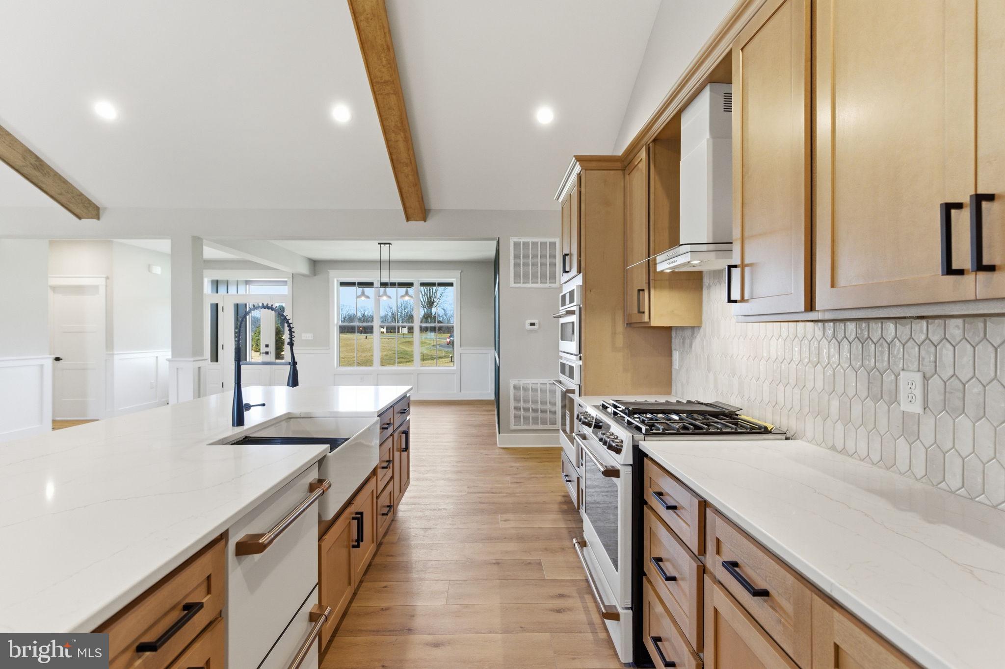 HALLMARK GLEN - Residential