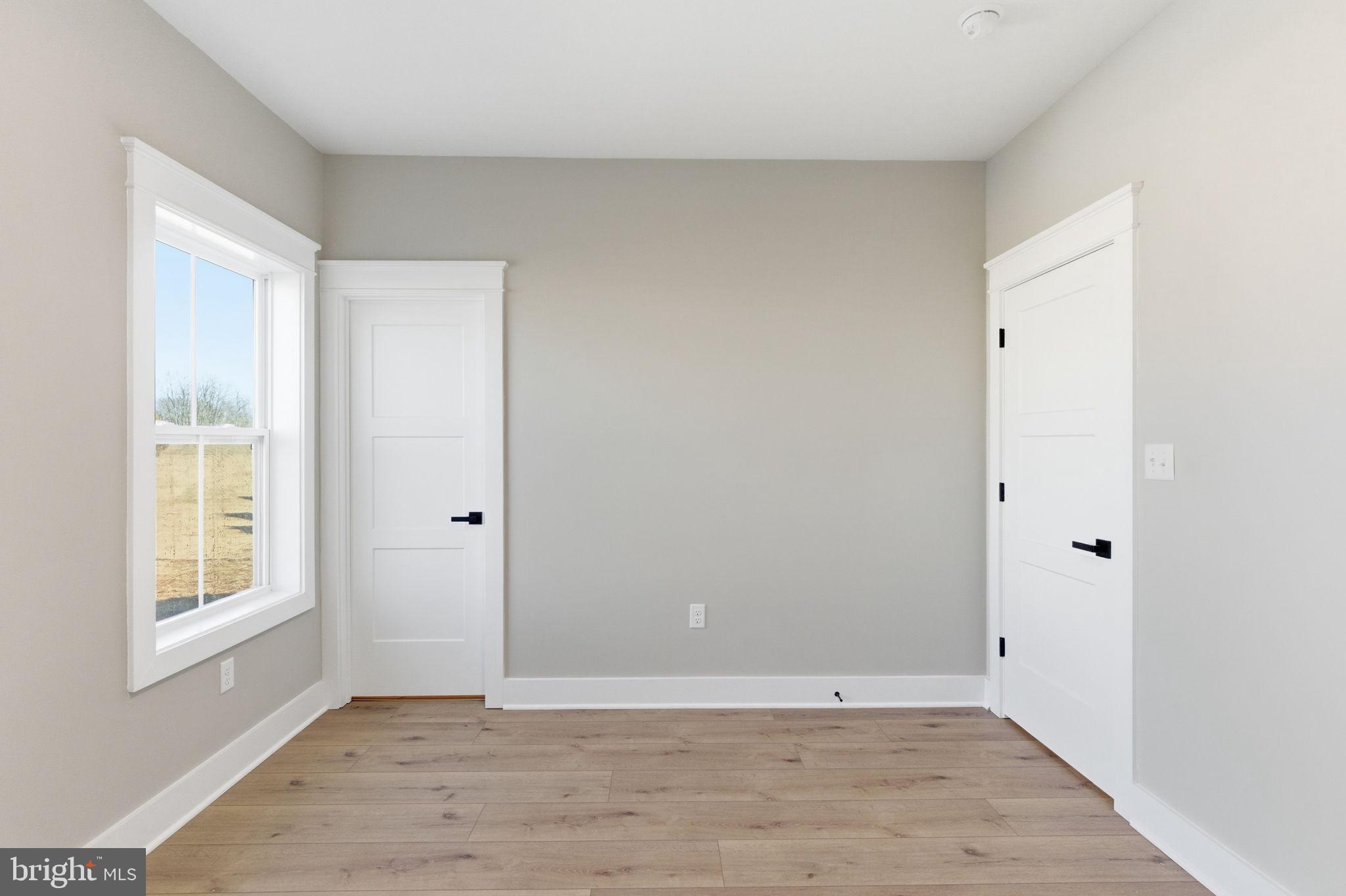 HALLMARK GLEN - Residential