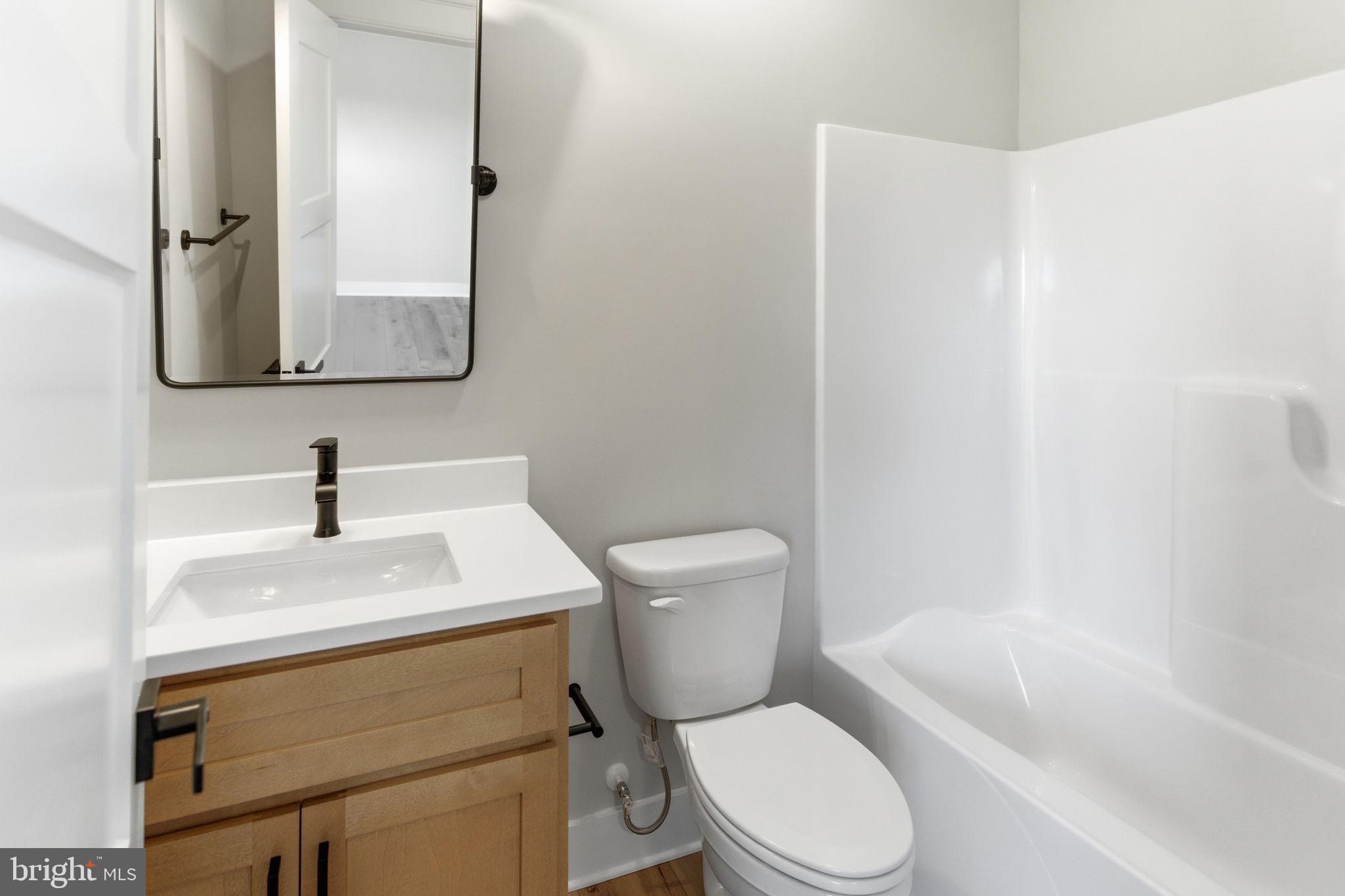 HALLMARK GLEN - Residential