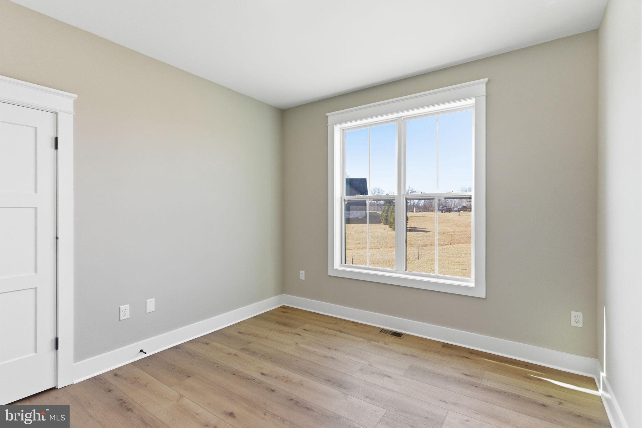 HALLMARK GLEN - Residential