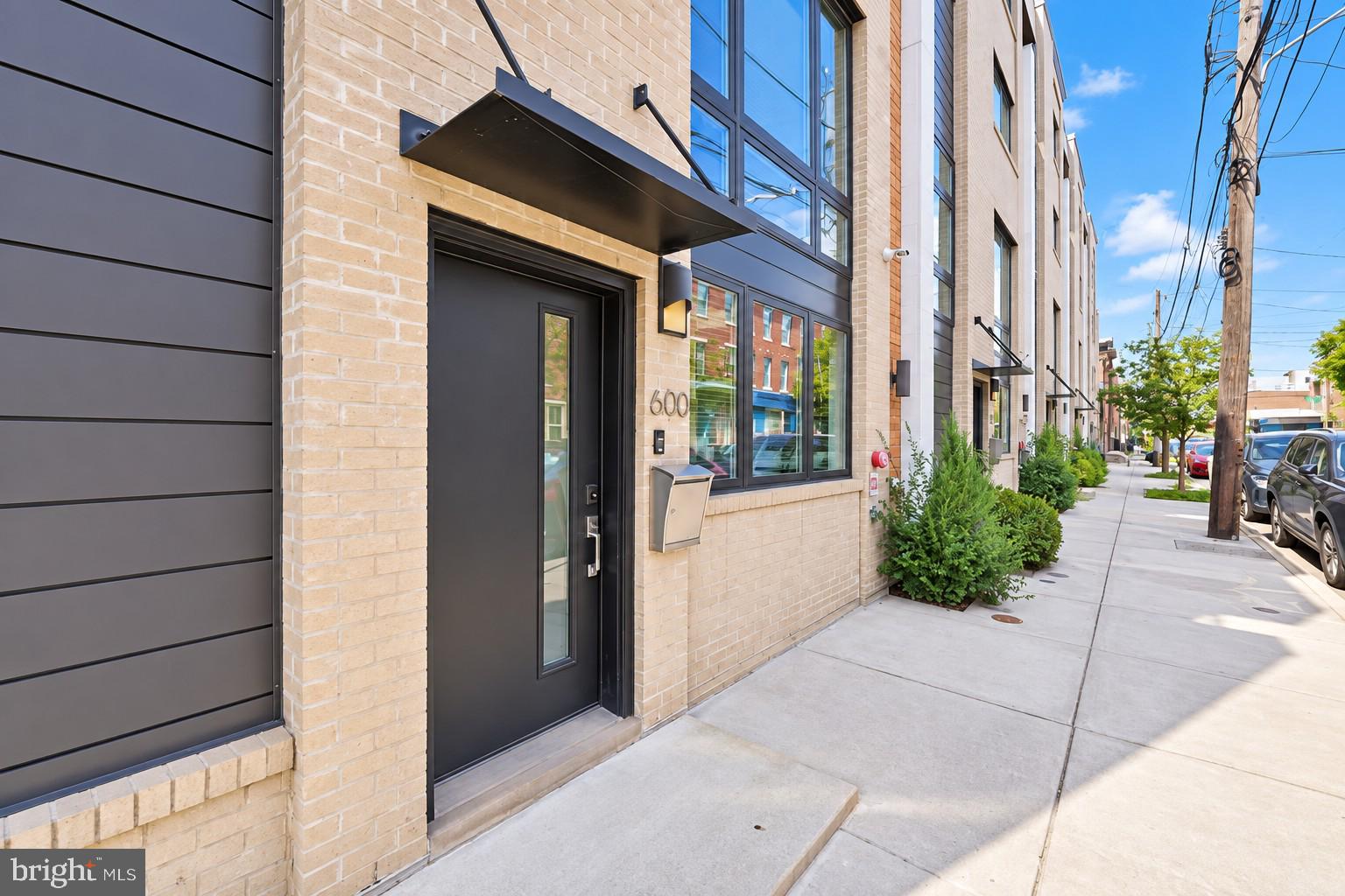600 N 4TH STREET