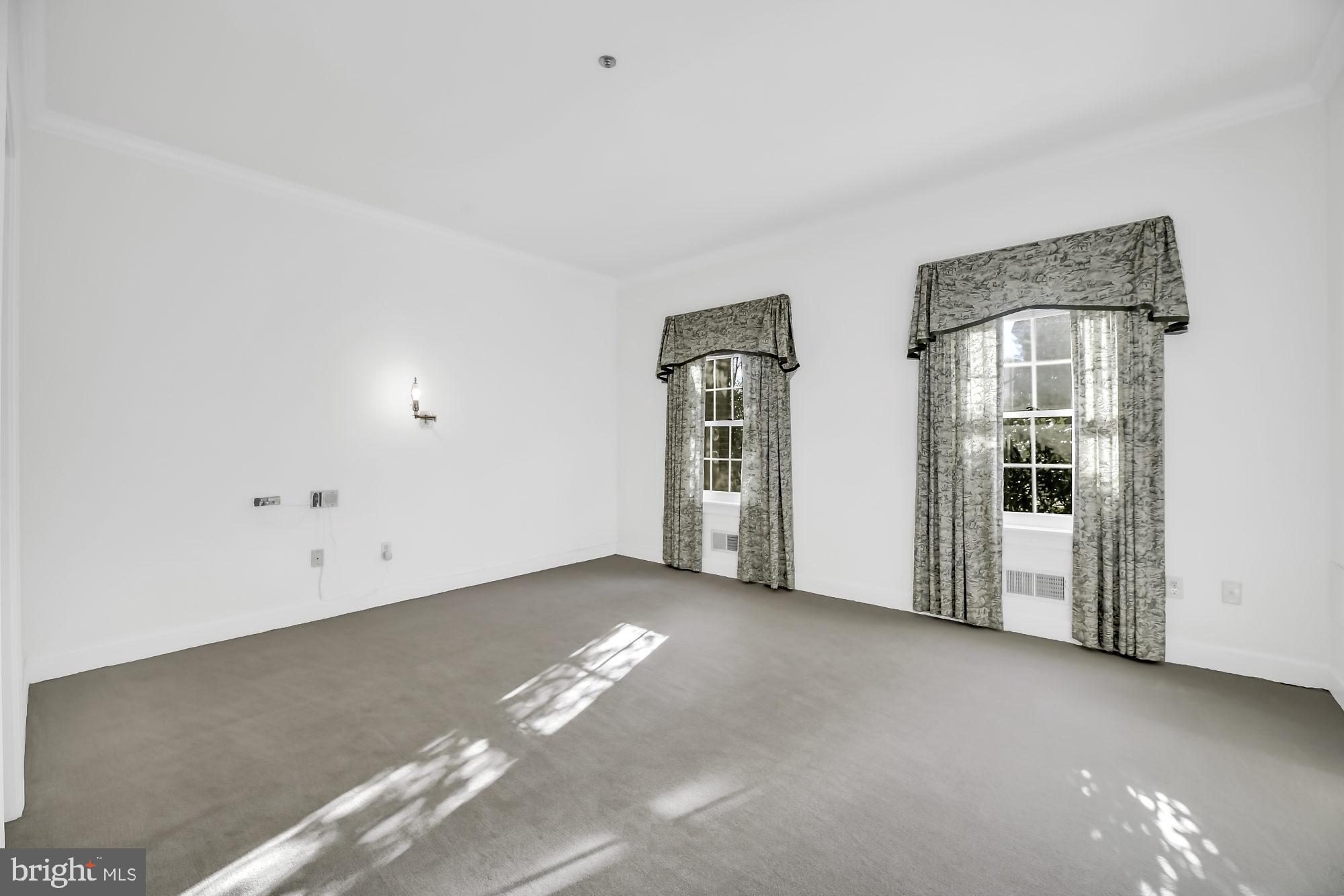 LUTHERVILLE - Residential