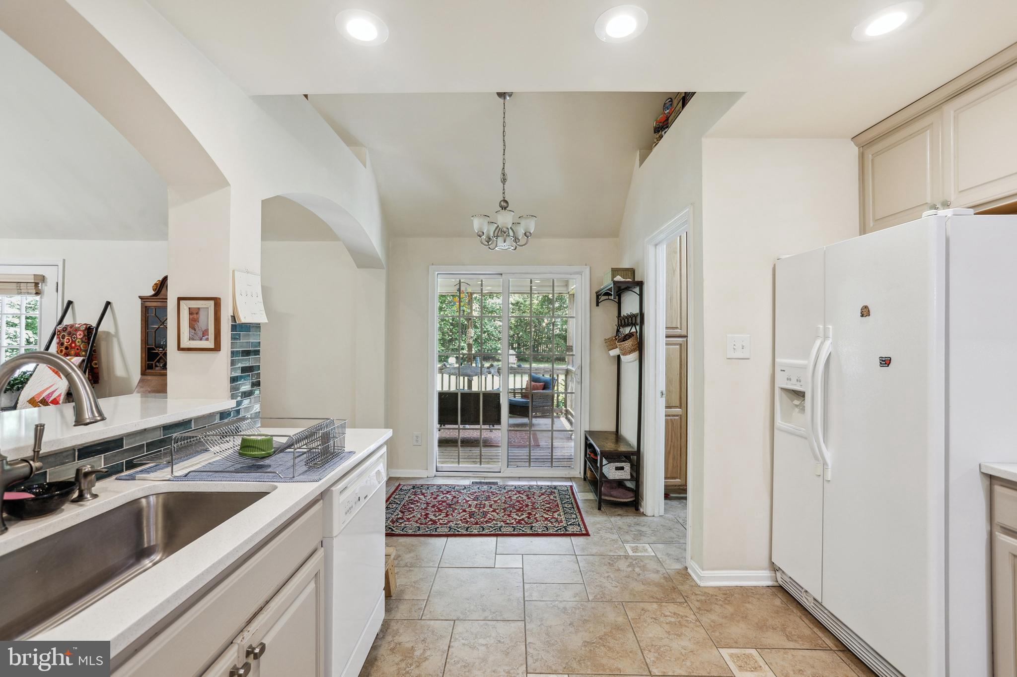 PRESIDENTIAL LAKES - Residential