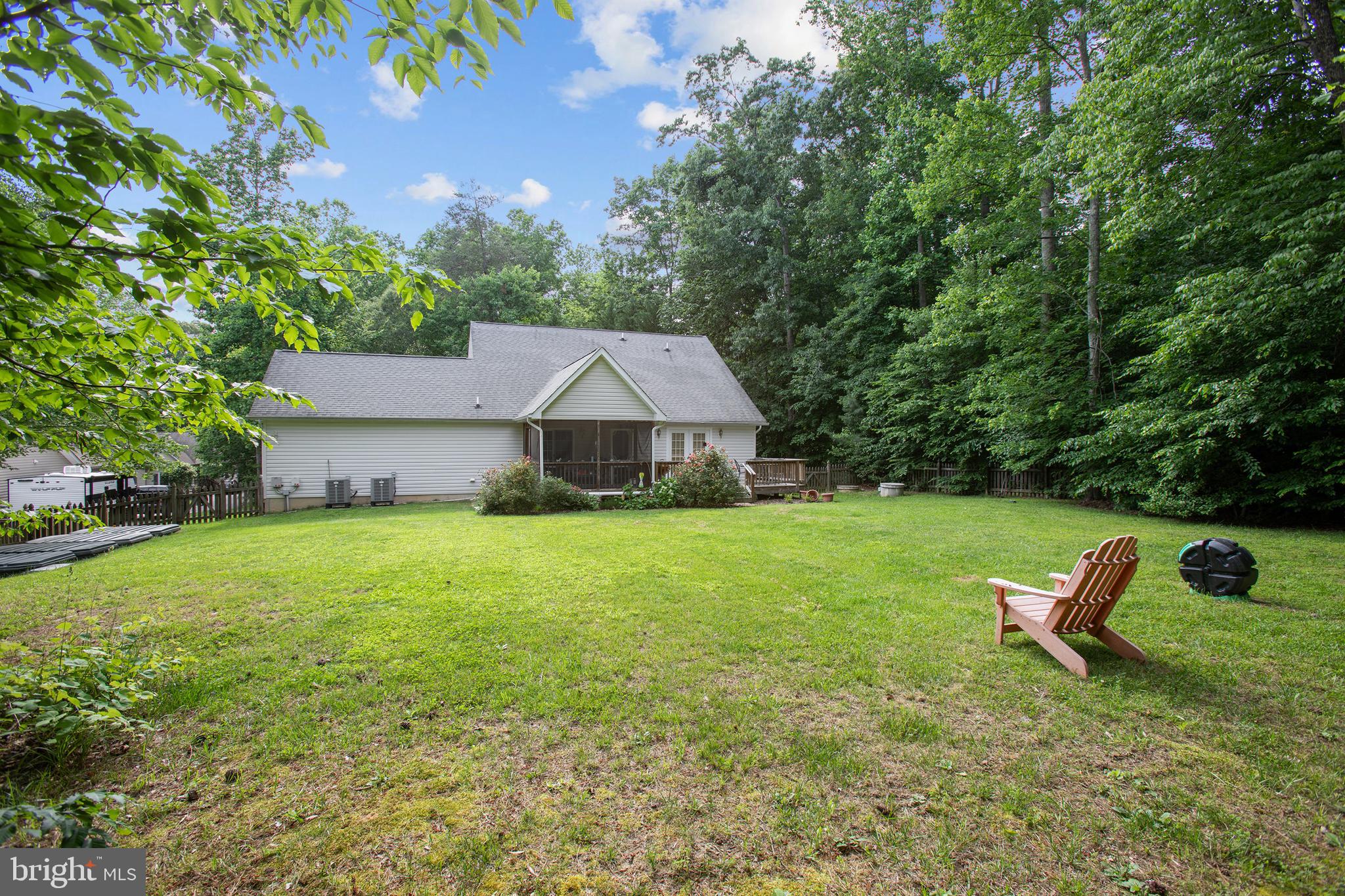 PRESIDENTIAL LAKES - Residential