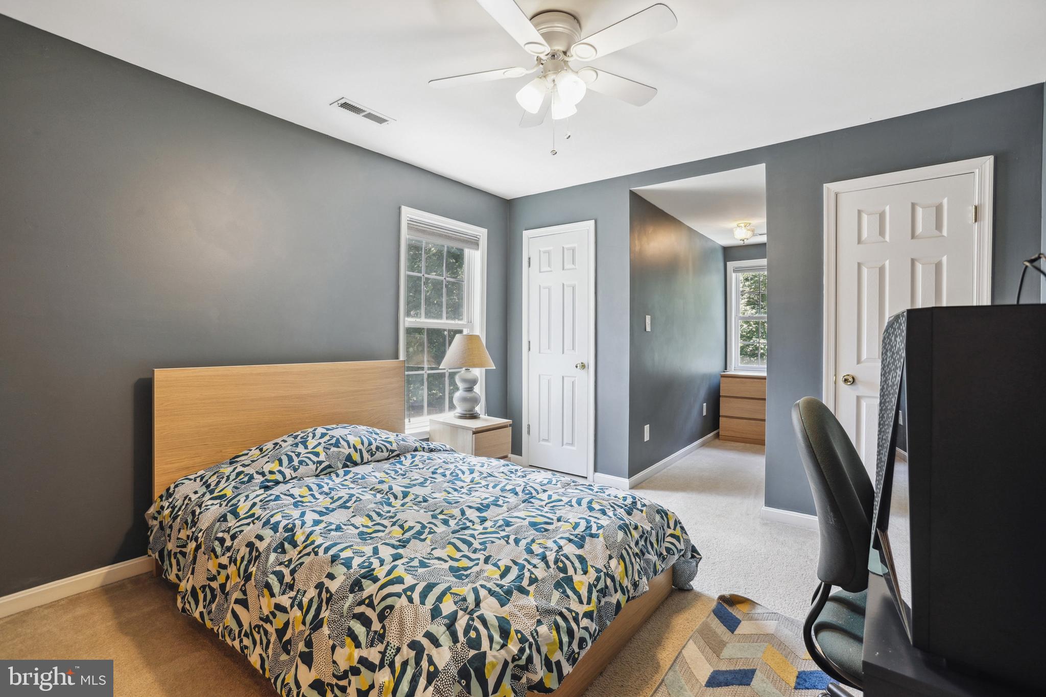 PRESIDENTIAL LAKES - Residential