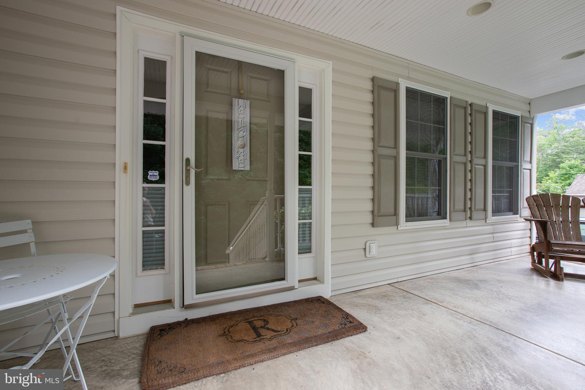 PRESIDENTIAL LAKES - Residential