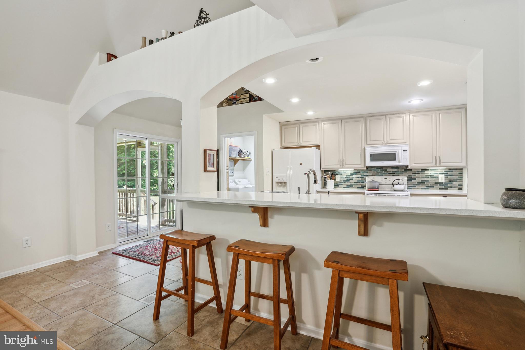 PRESIDENTIAL LAKES - Residential